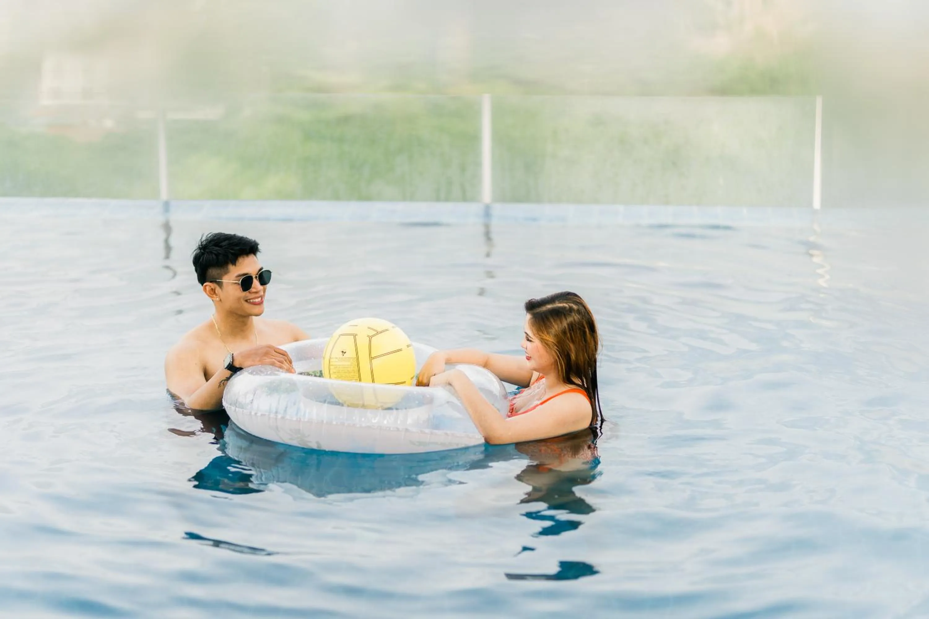 Swimming pool in Zuri Hotel