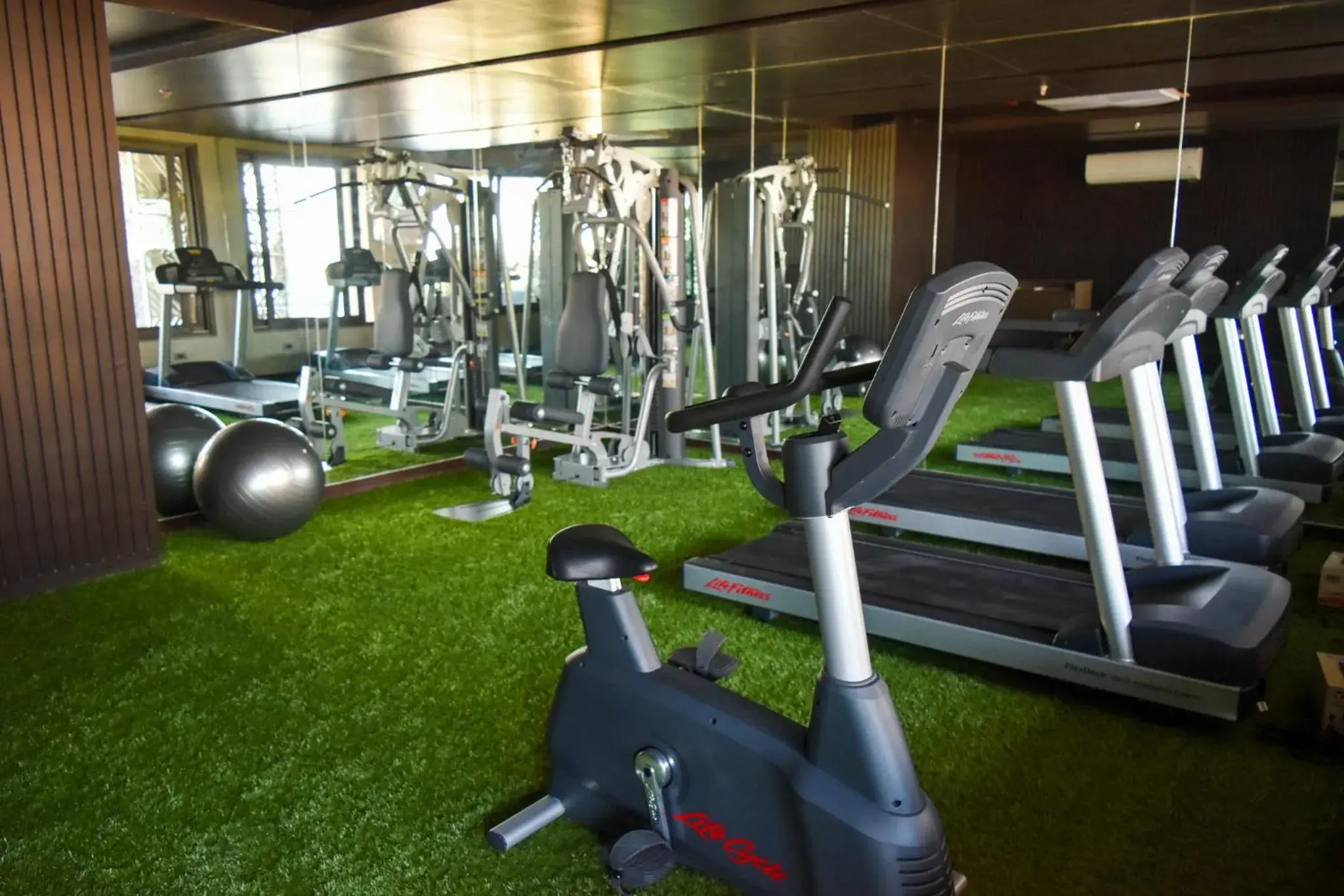 Fitness centre/facilities in Zuri Hotel Fitness centre/facilities in Zuri Hotel