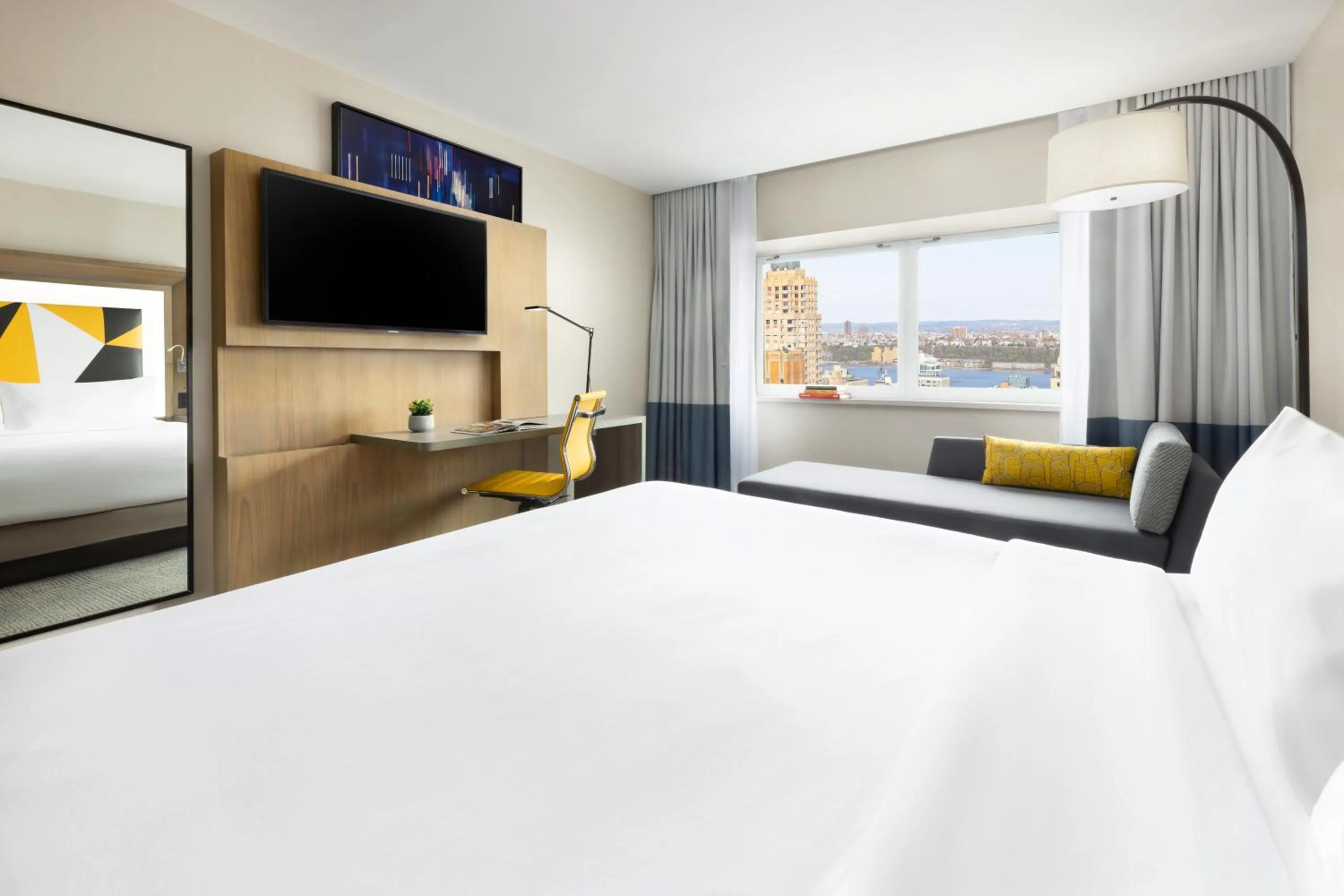 Bedroom, Bed in M Social Hotel Times Square New York