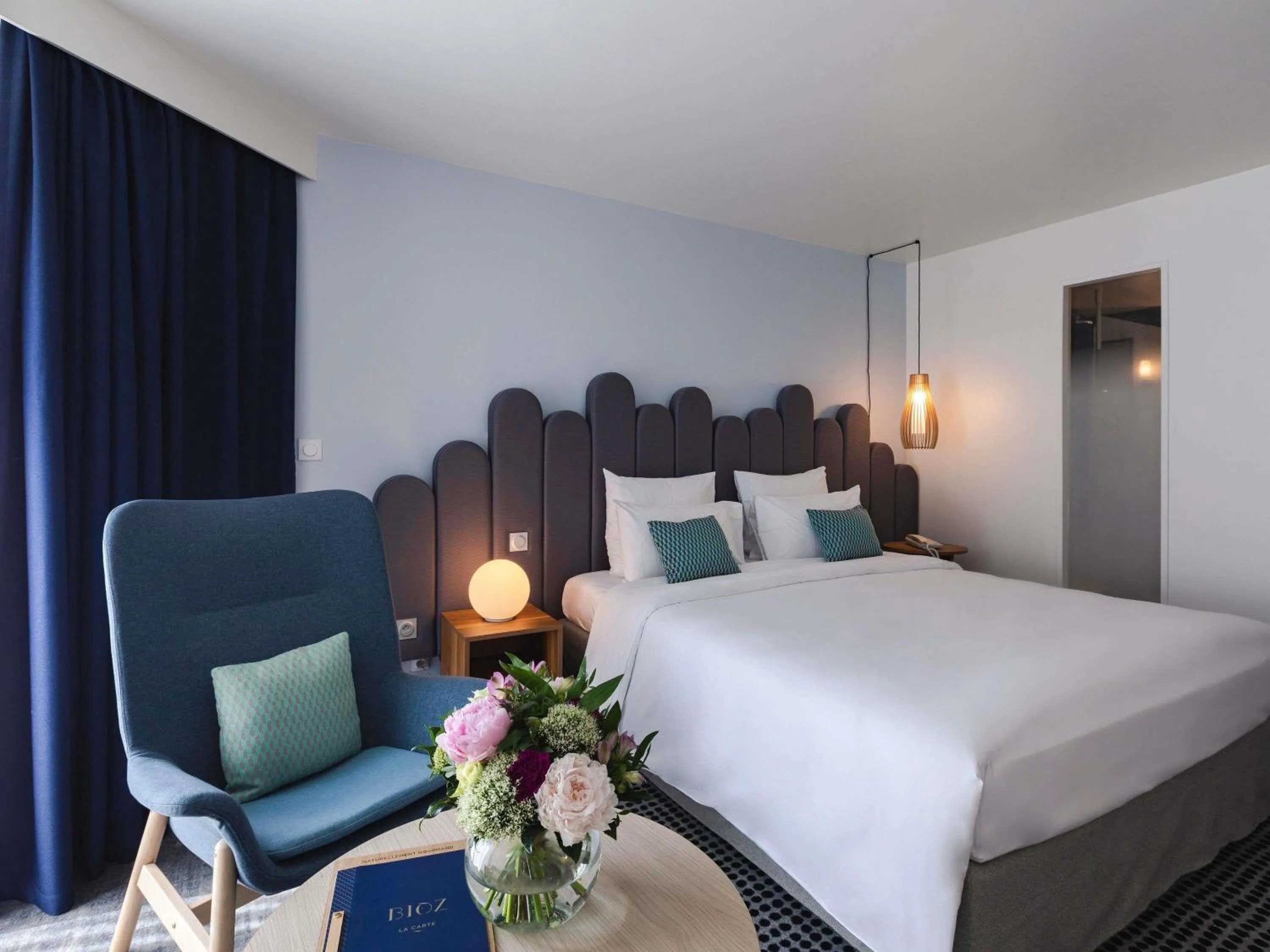 Bedroom, Bed in Mercure Aix-les-Bains Domaine de Marlioz Hôtel & Spa