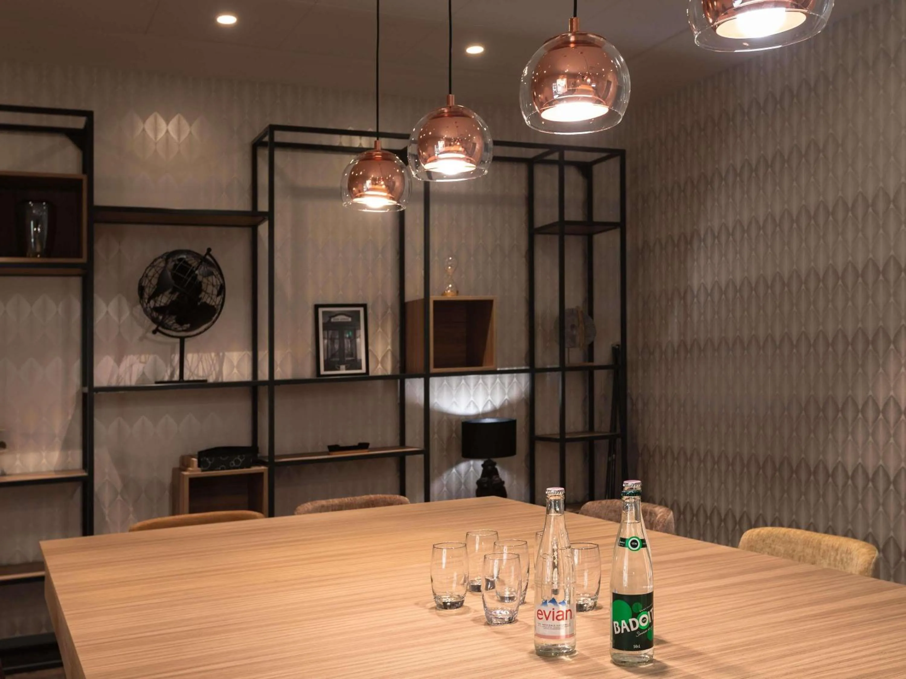 Business facilities in Mercure Aix-les-Bains Domaine de Marlioz Hôtel & Spa