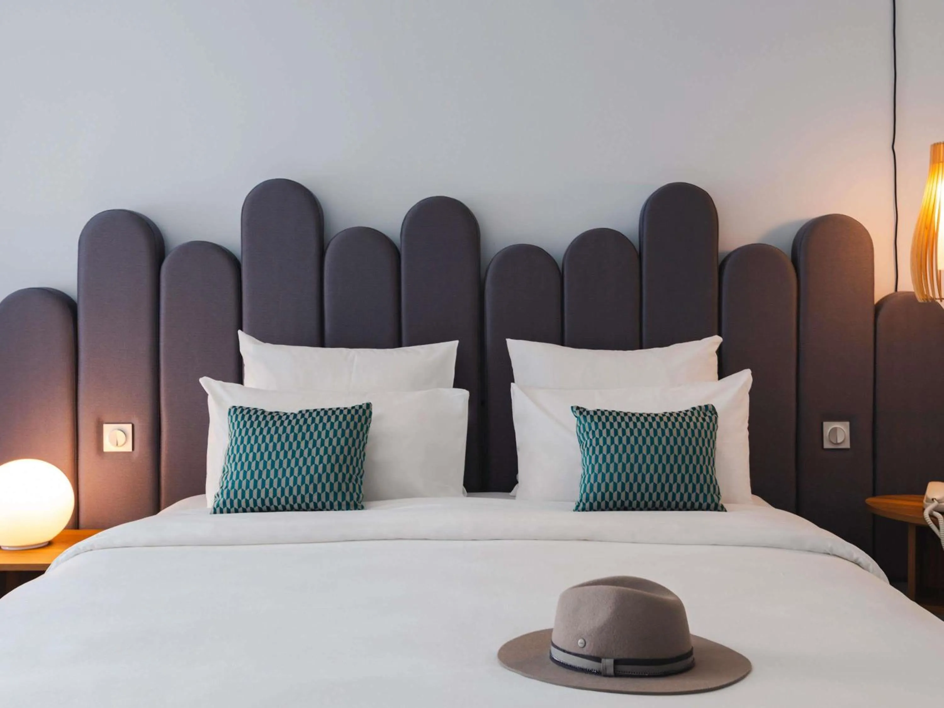 Bedroom, Bed in Mercure Aix-les-Bains Domaine de Marlioz Hôtel & Spa