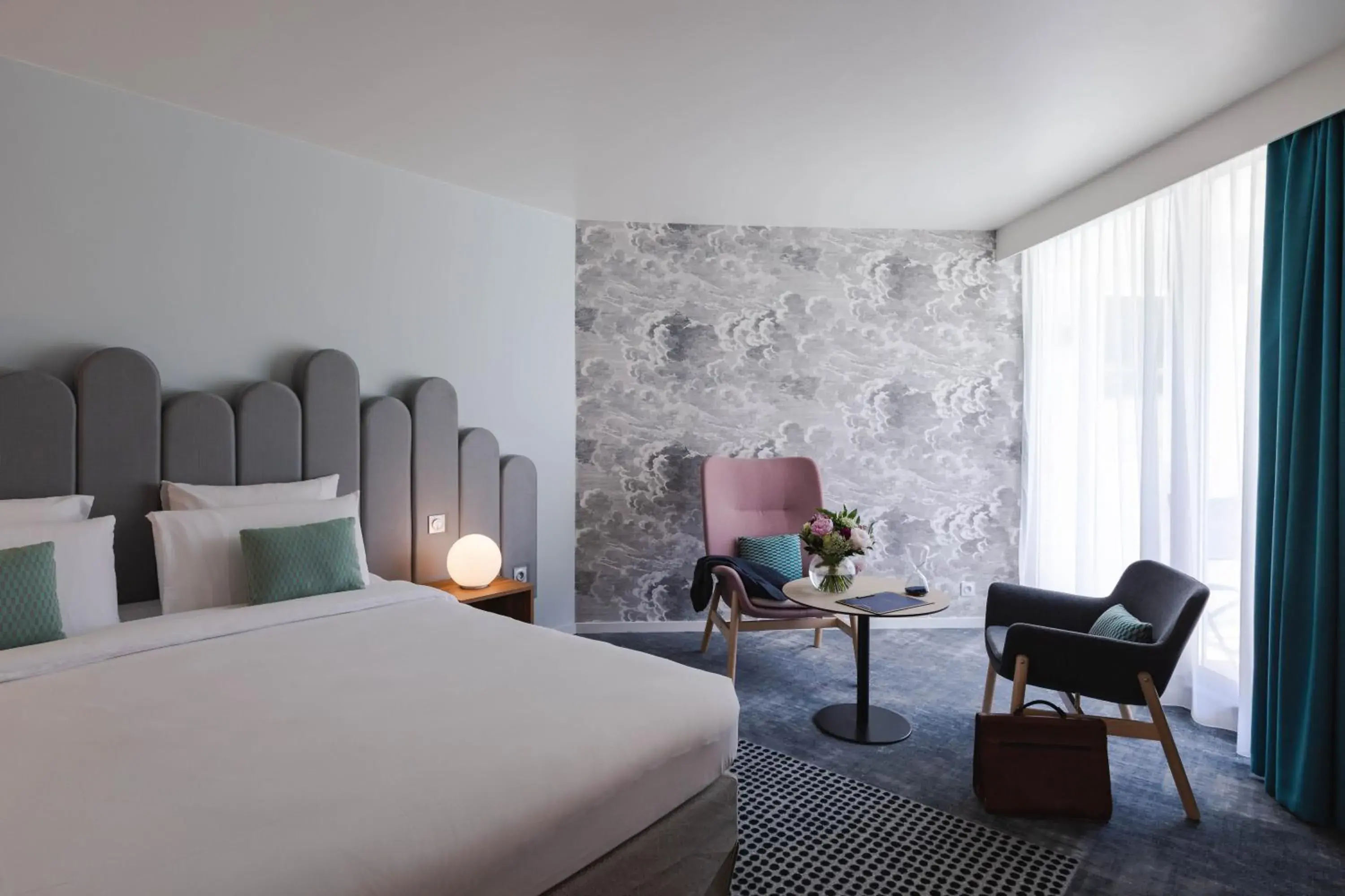 Privilege Double Room with Terrace and Spa Access in Mercure Aix-les-Bains Domaine de Marlioz Hôtel & Spa Privilege Double Room with Terrace and Spa Access in Mercure Aix-les-Bains Domaine de Marlioz Hôtel & Spa