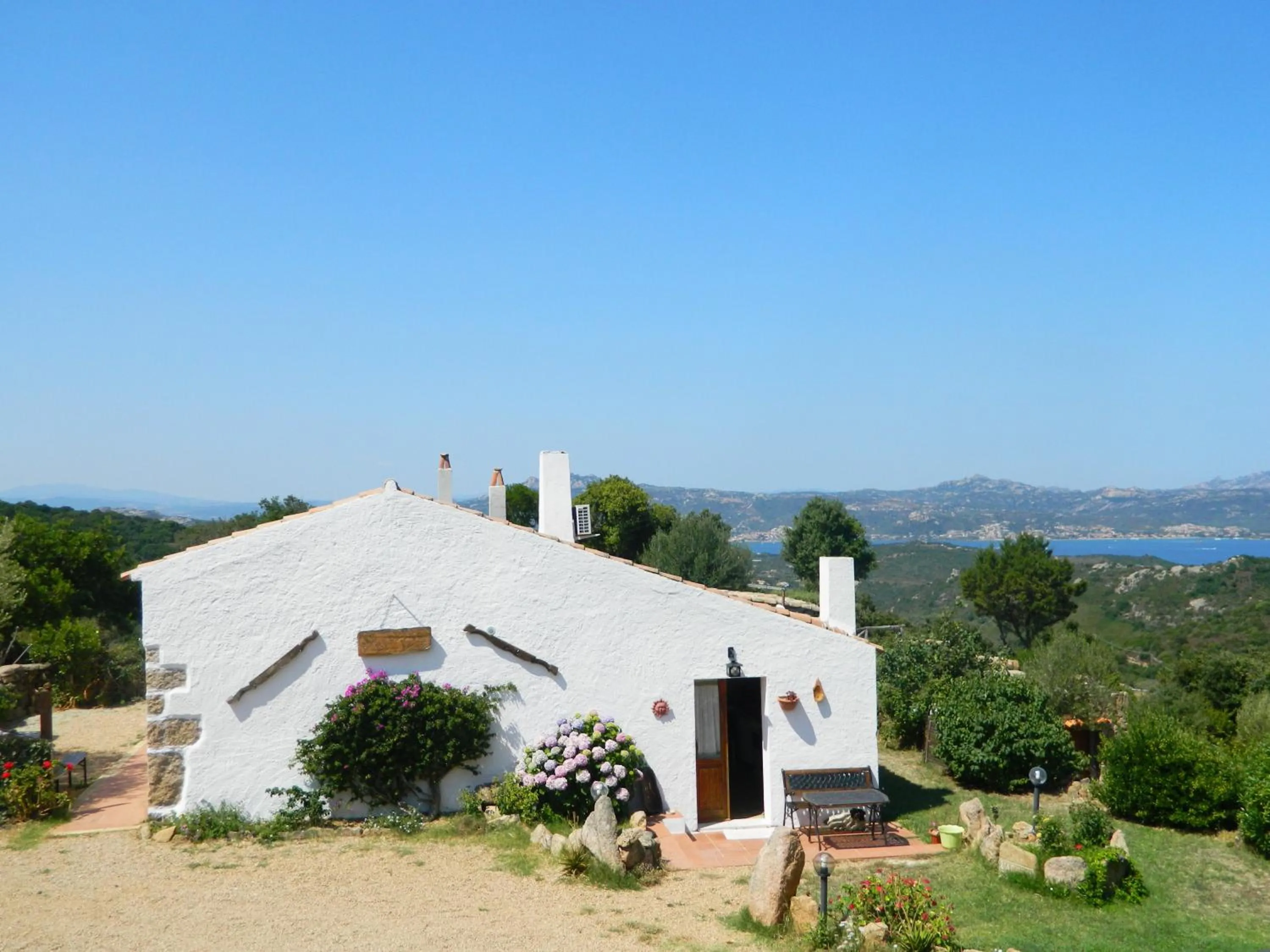 Property building in B&B Bedda Ista