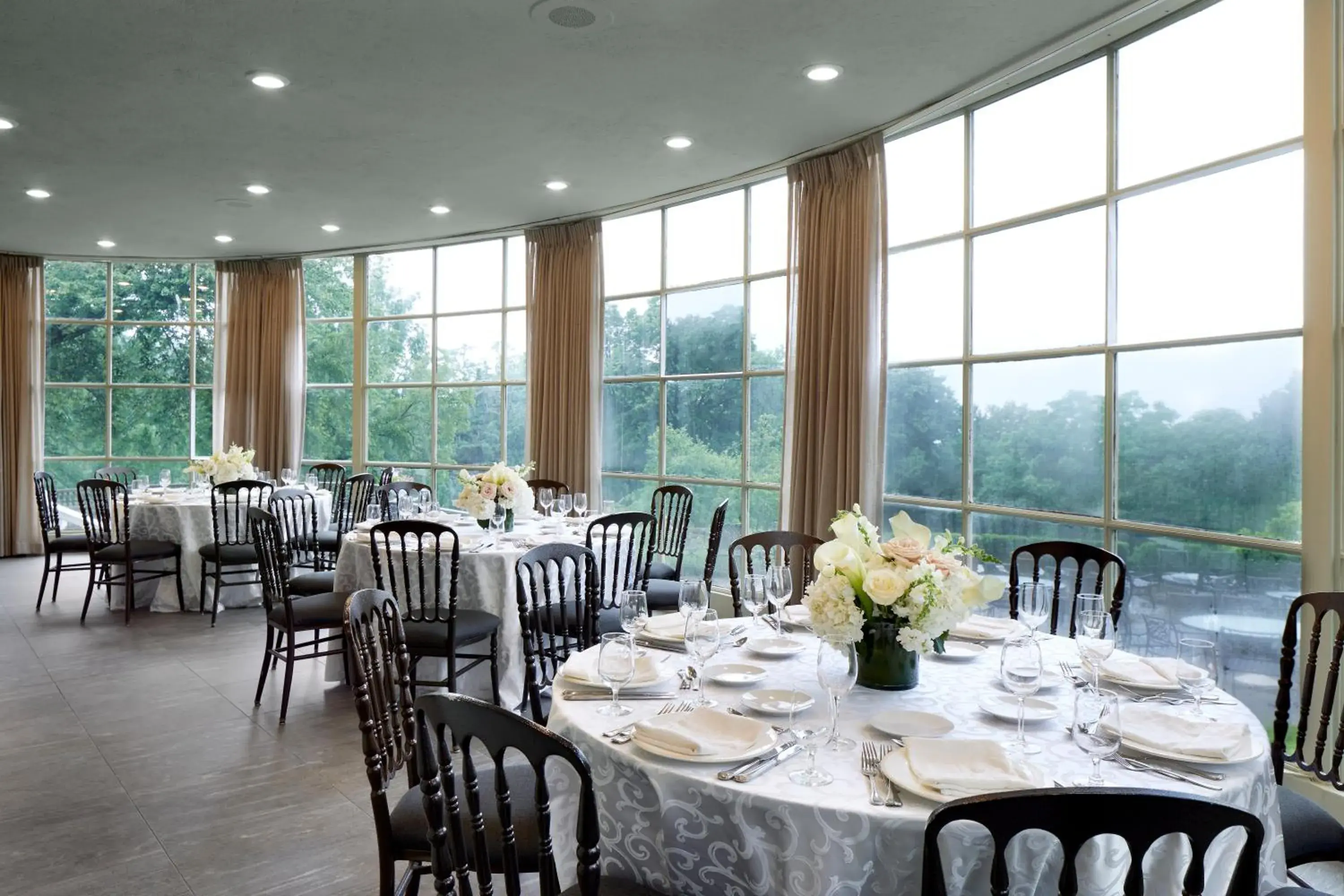 Restaurant/places to eat in Tarrytown House Estate Restaurant/places to eat in Tarrytown House Estate