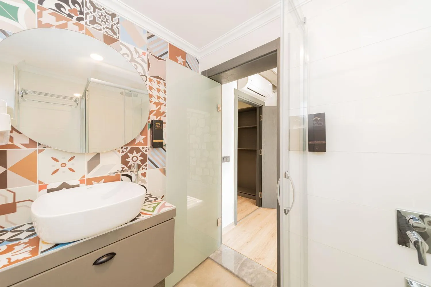 Shower in Alp Pasa Fiore Garden Suites - Special Class