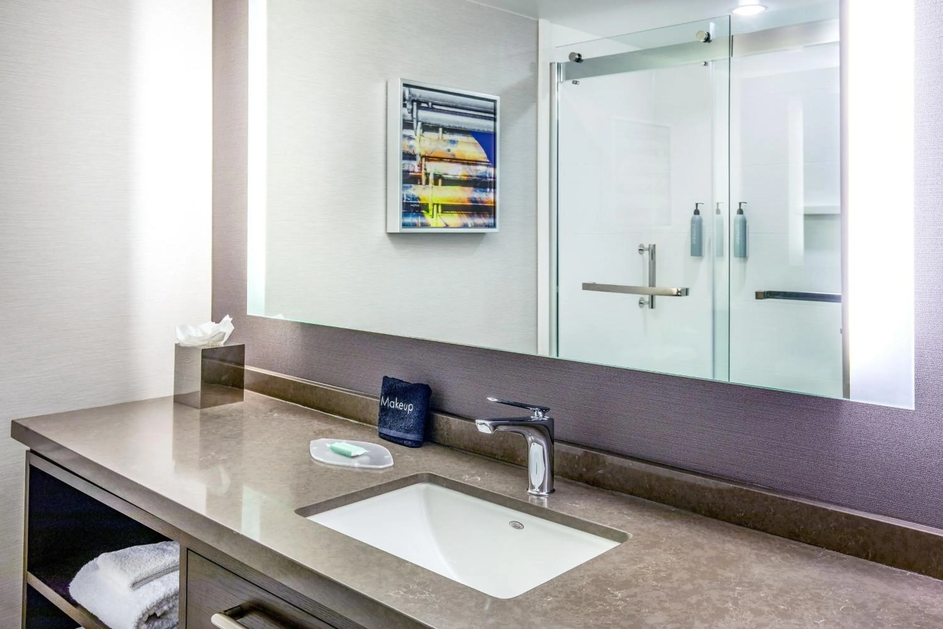 Photo of the whole room in Courtyard by Marriott Boston Billerica Bedford