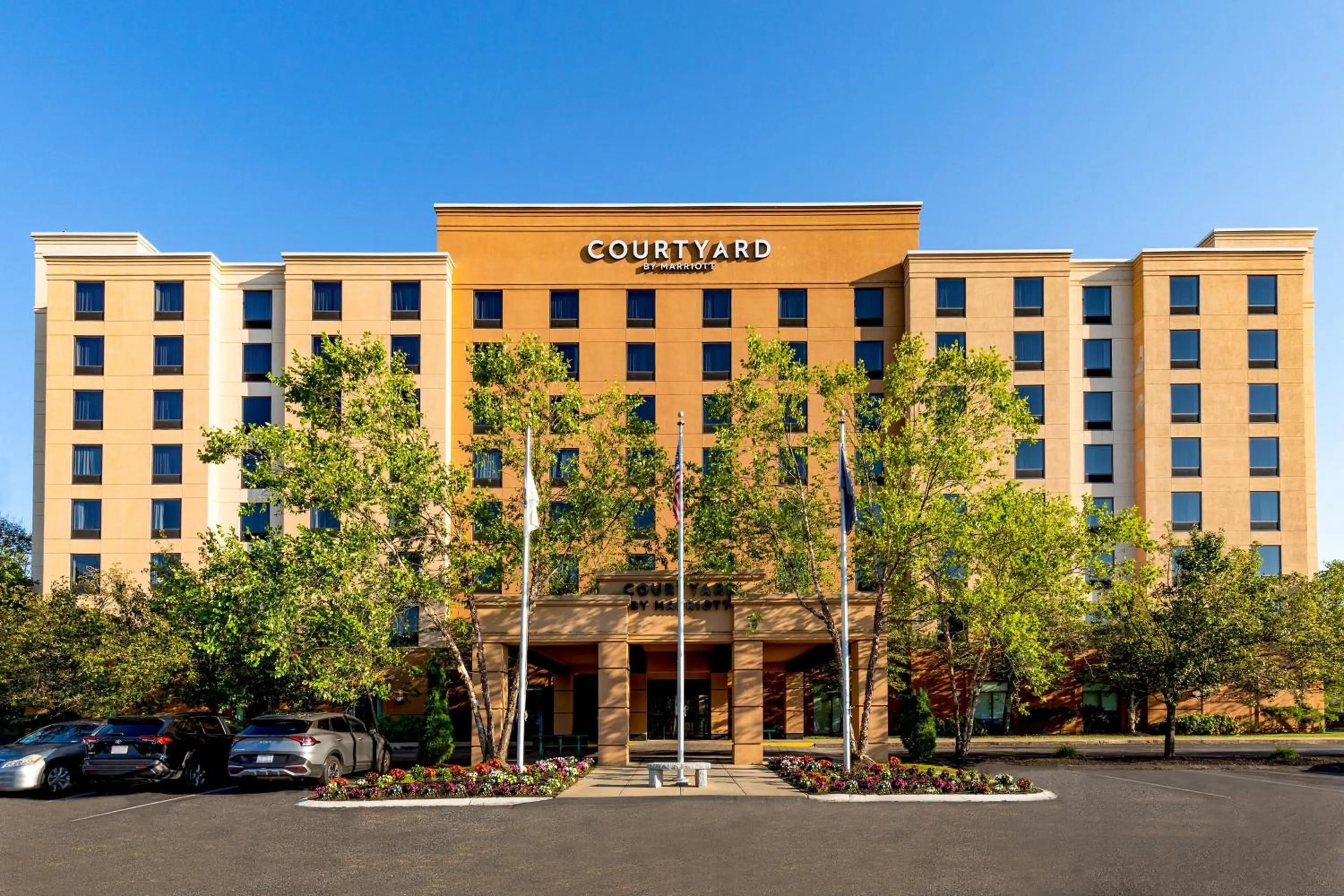 Property building in Courtyard by Marriott Boston Billerica Bedford
