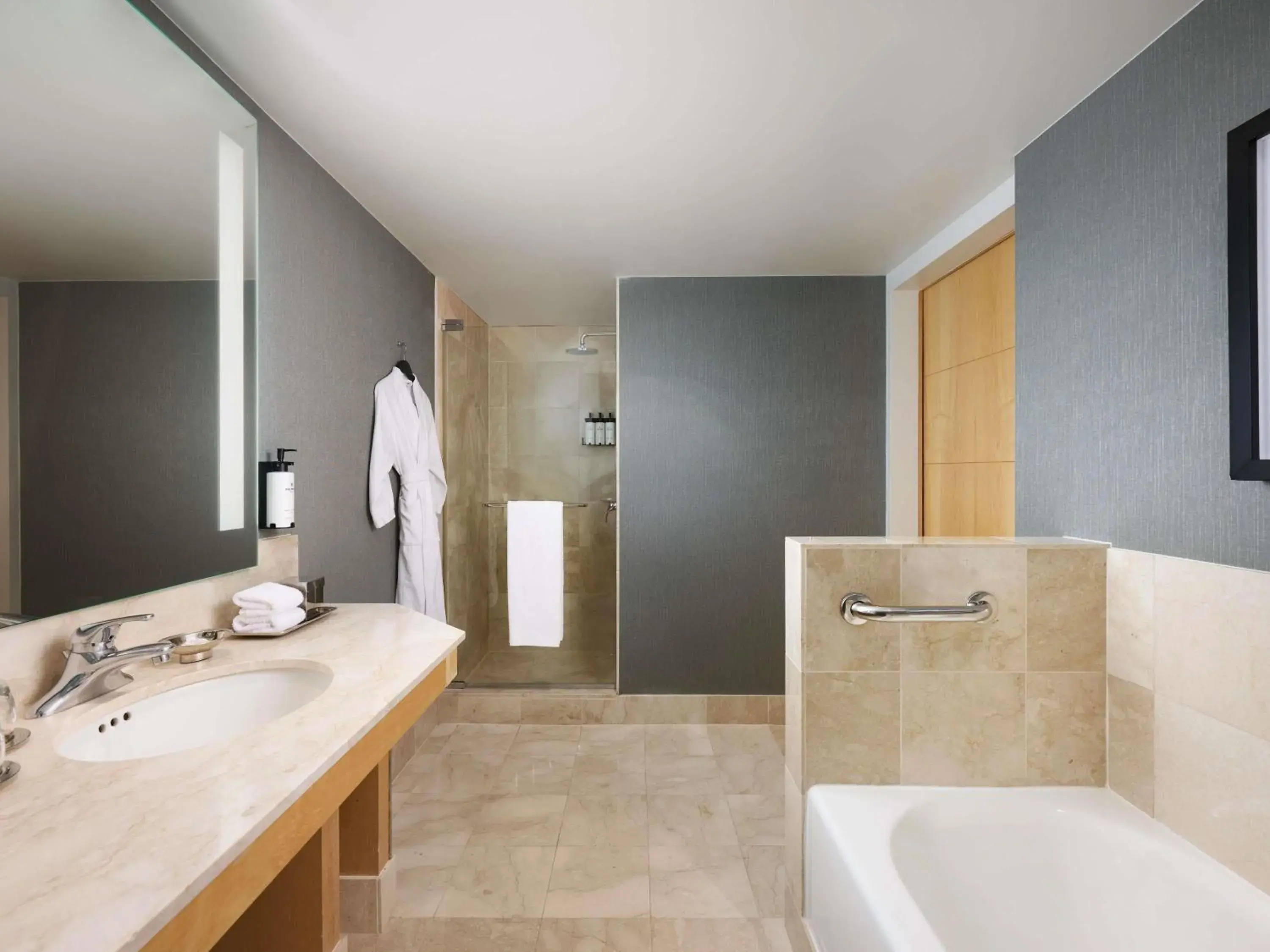 Bedroom in Sofitel Chicago Magnificent Mile Bedroom in Sofitel Chicago Magnificent Mile