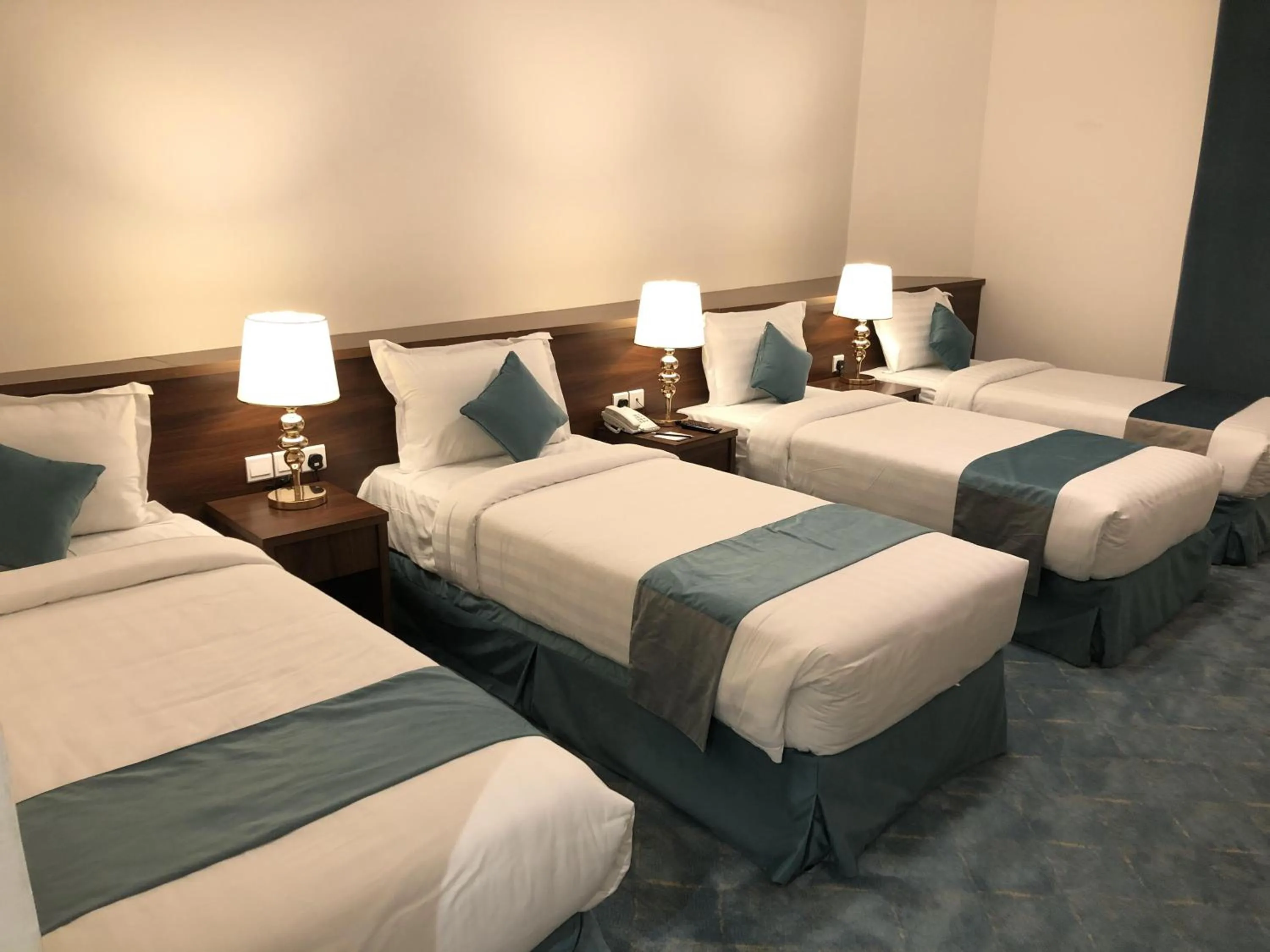 Bedroom, Bed in Zaha Al Madina Hotel