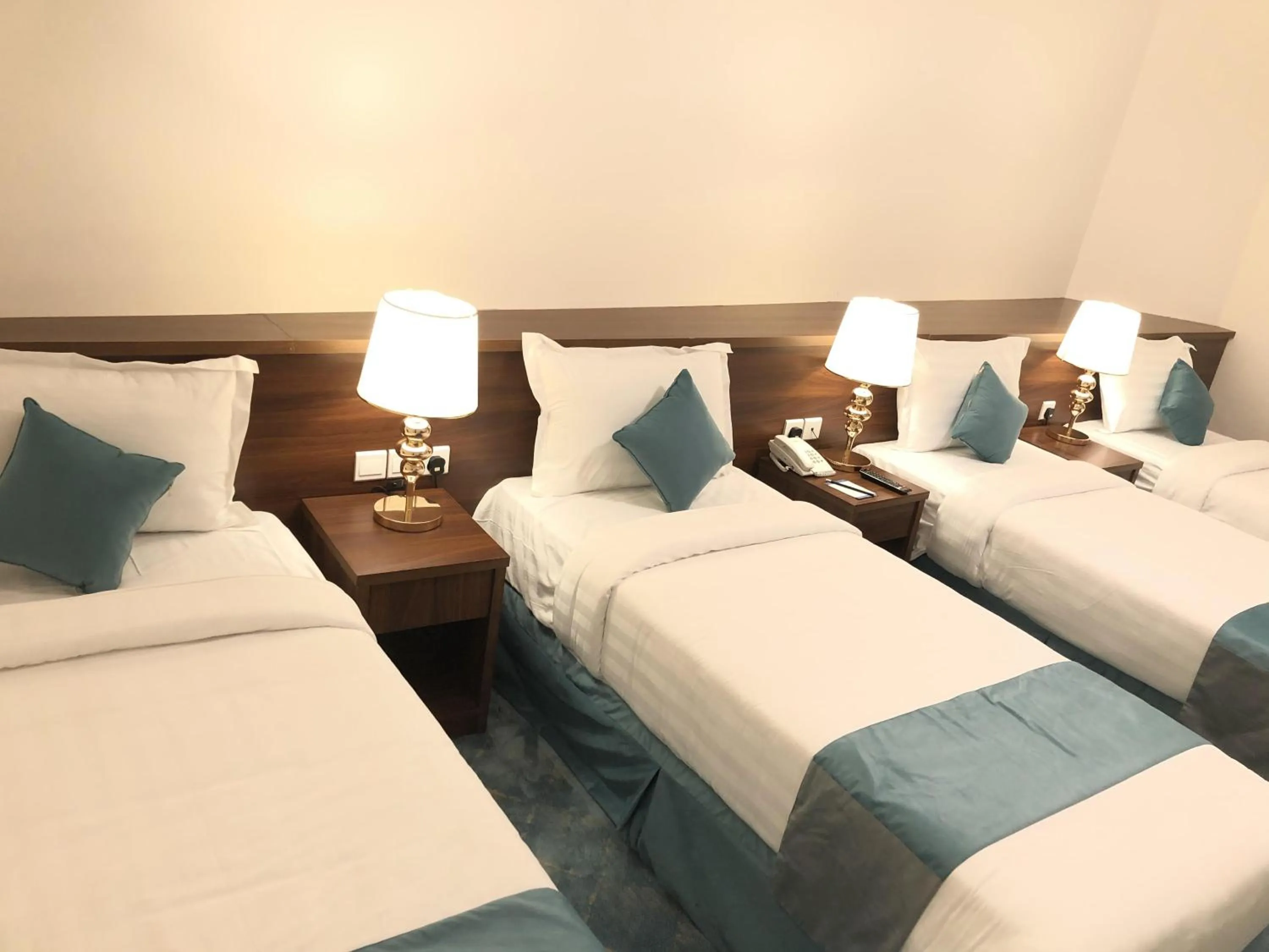 Bedroom, Bed in Zaha Al Madina Hotel