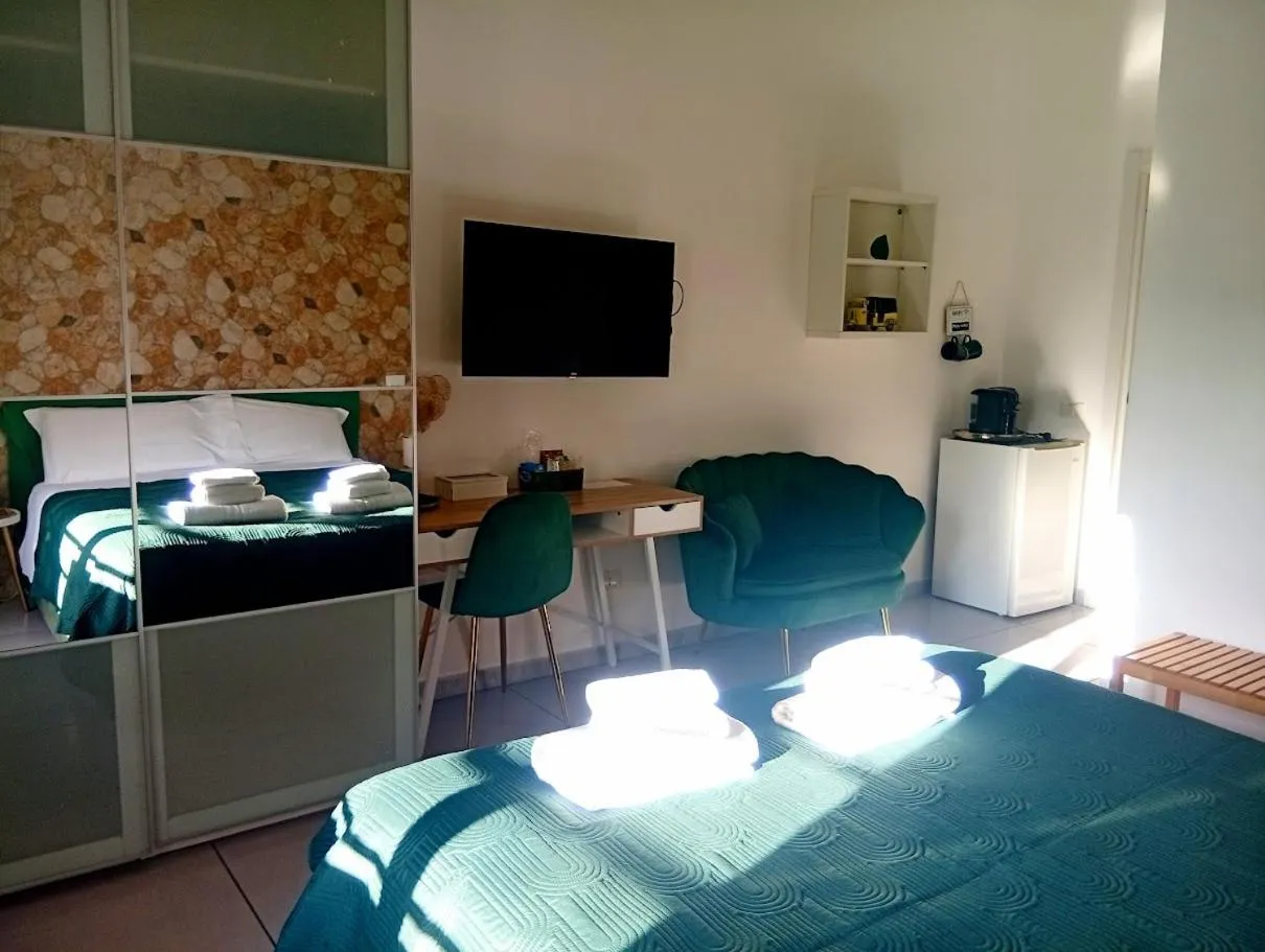 Bed in Megaride Santa Lucia