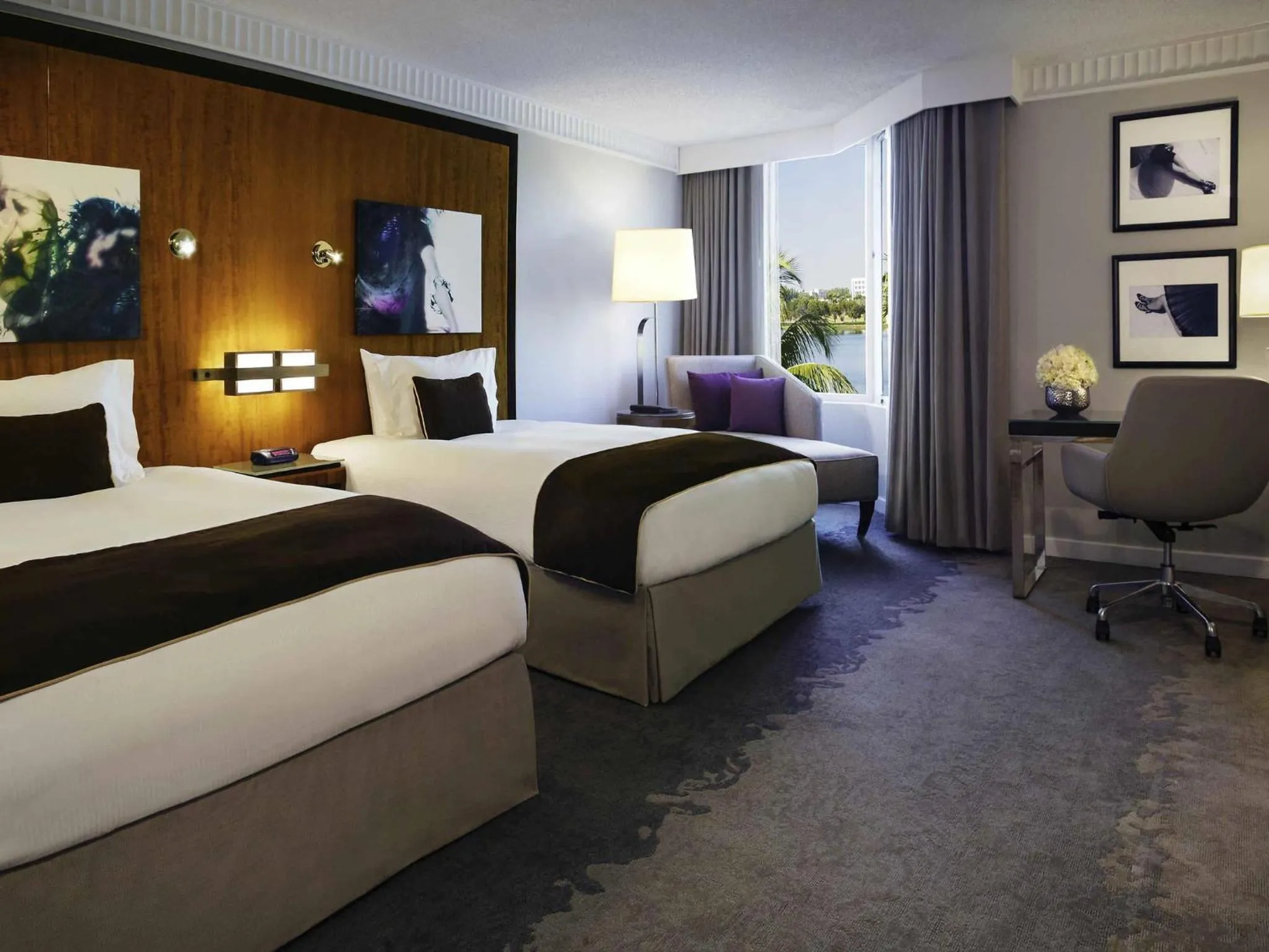 Bedroom, Bed in Pullman Miami Airport