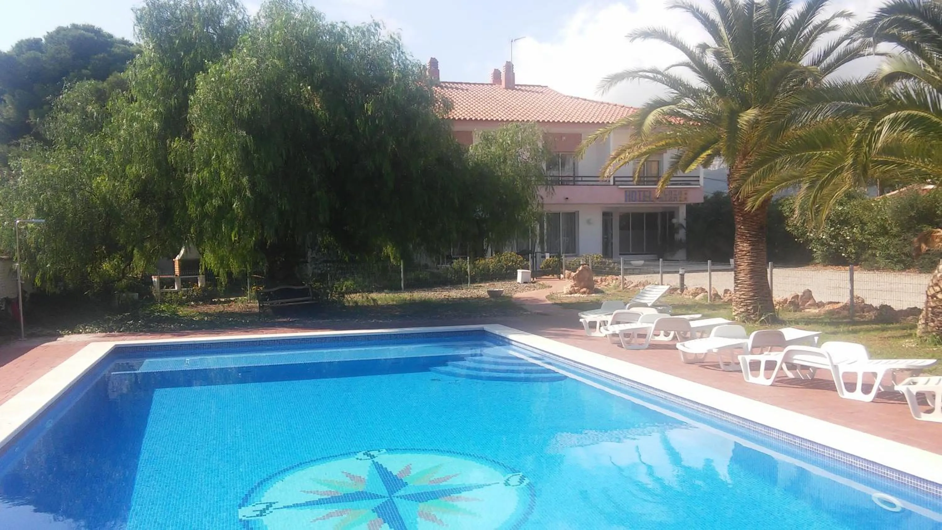 Swimming pool in Hotel Plaza Miami - Sólo Adultos