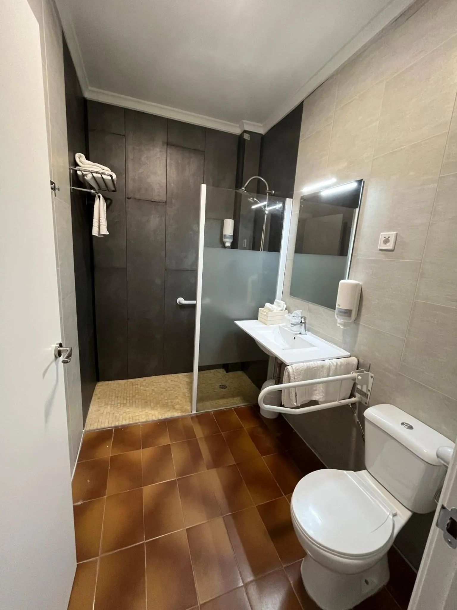 Bathroom in Hotel Plaza Miami - Sólo Adultos