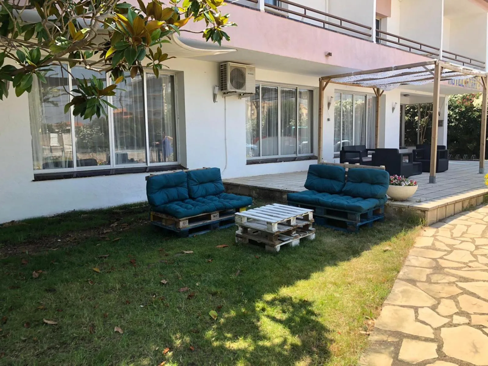 Facade/entrance in Hotel Plaza Miami - Sólo Adultos