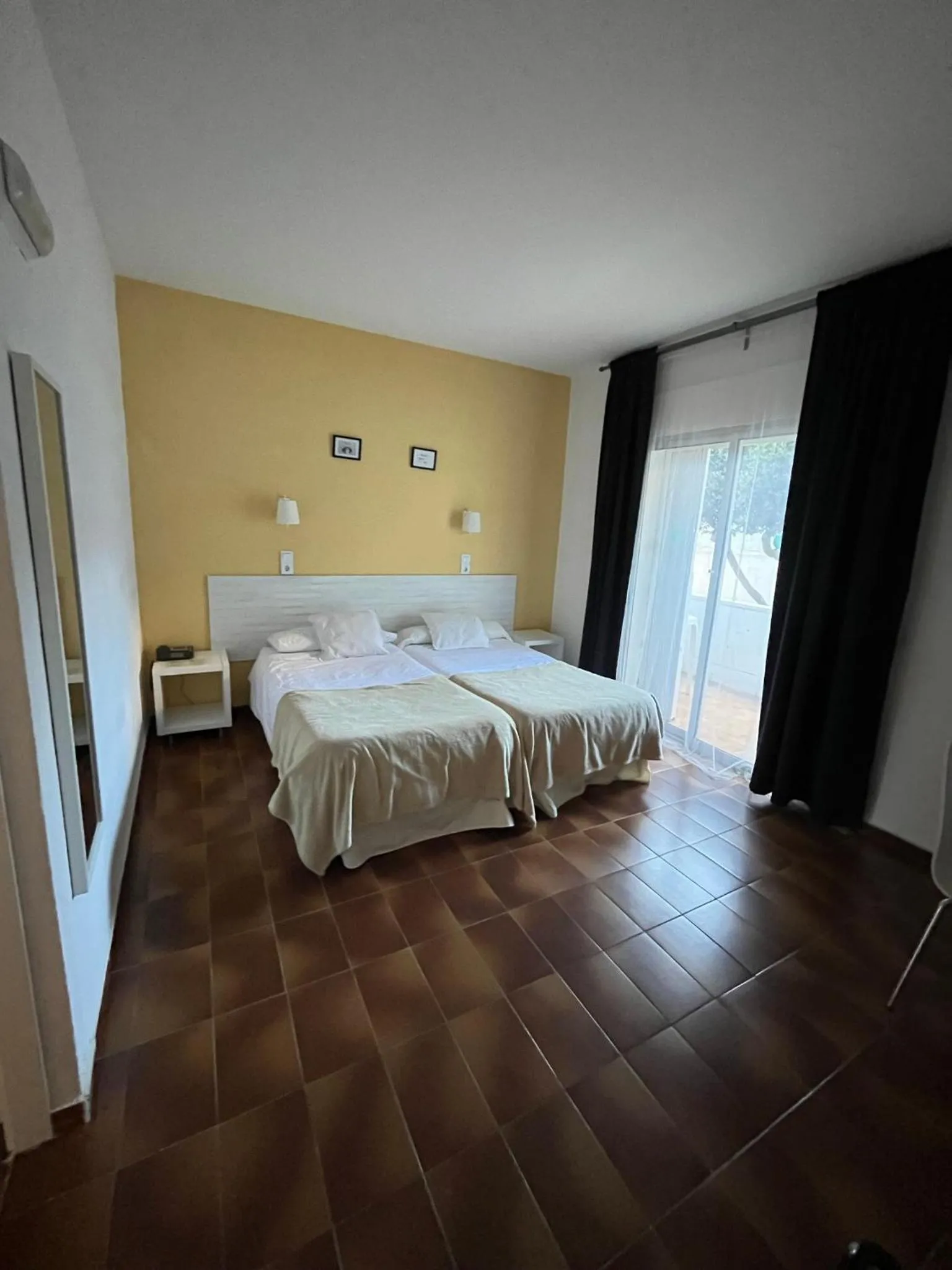 Bedroom, Bed in Hotel Plaza Miami - Sólo Adultos