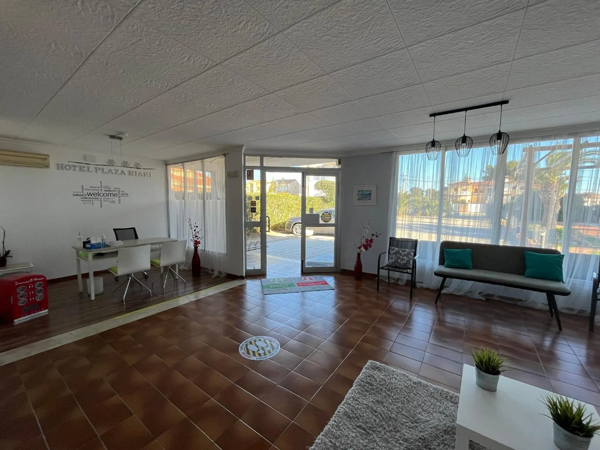 Lobby or reception in Hotel Plaza Miami - Sólo Adultos