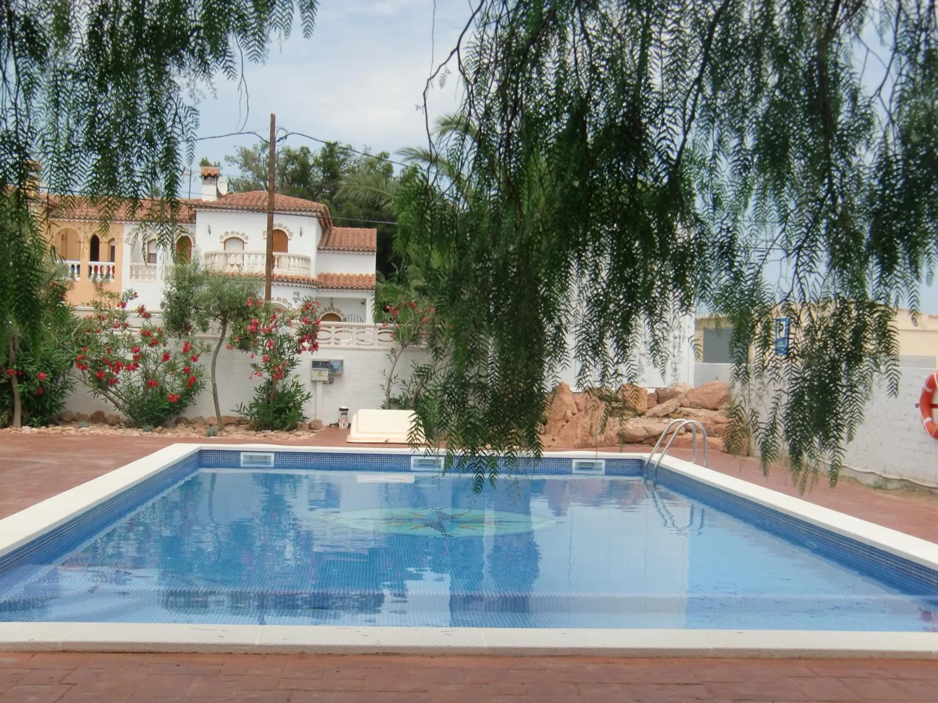 Swimming pool in Hotel Plaza Miami - Sólo Adultos