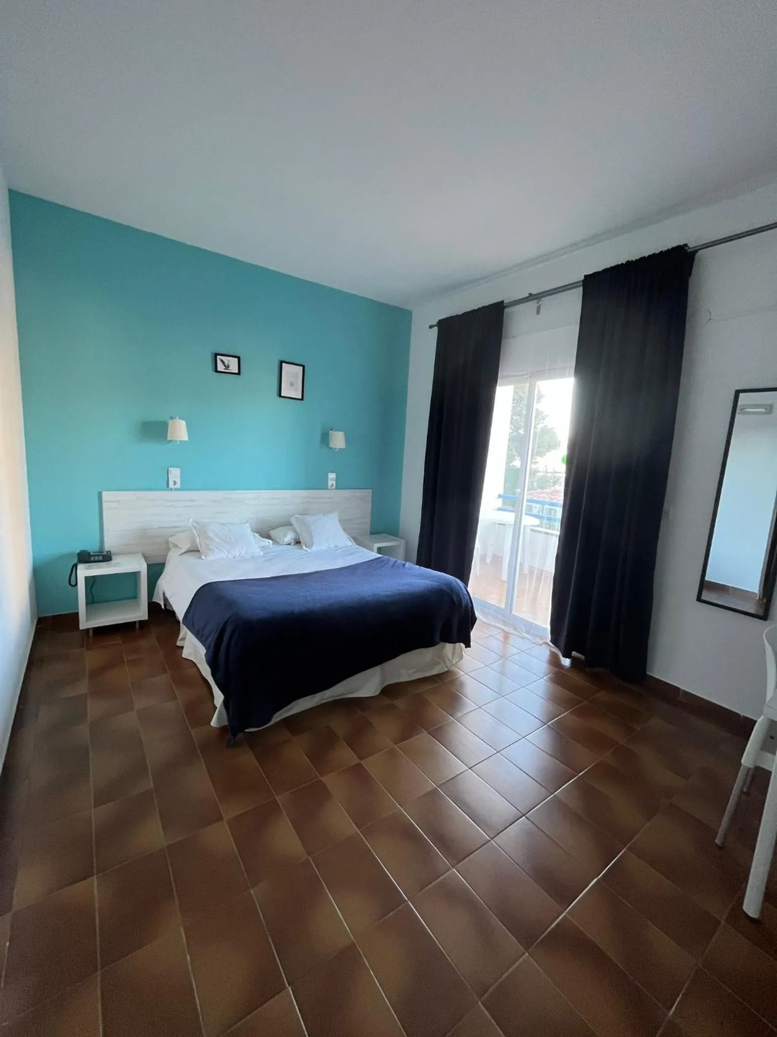 Photo of the whole room, Bed in Hotel Plaza Miami - Sólo Adultos