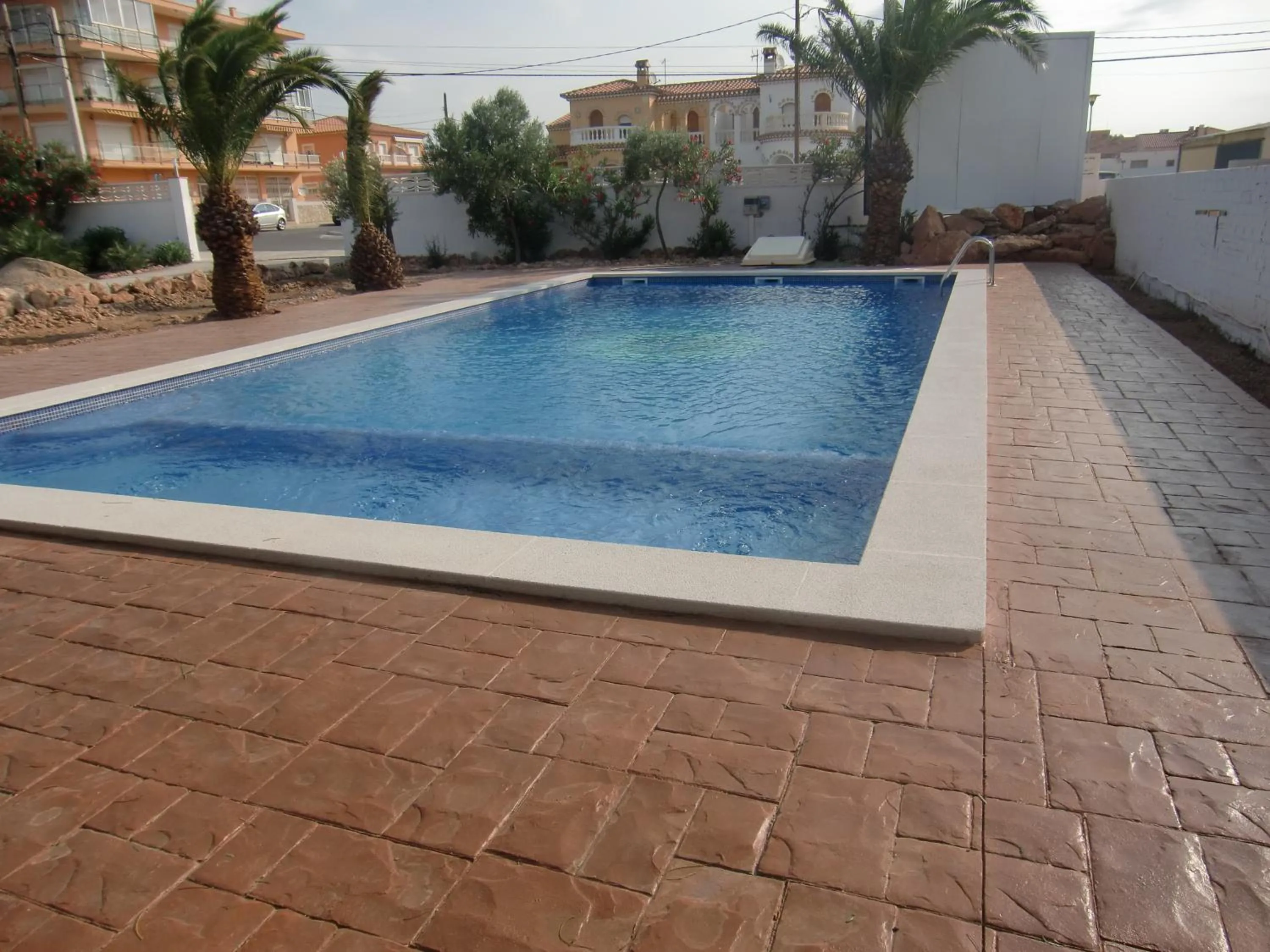 Swimming pool in Hotel Plaza Miami - Sólo Adultos