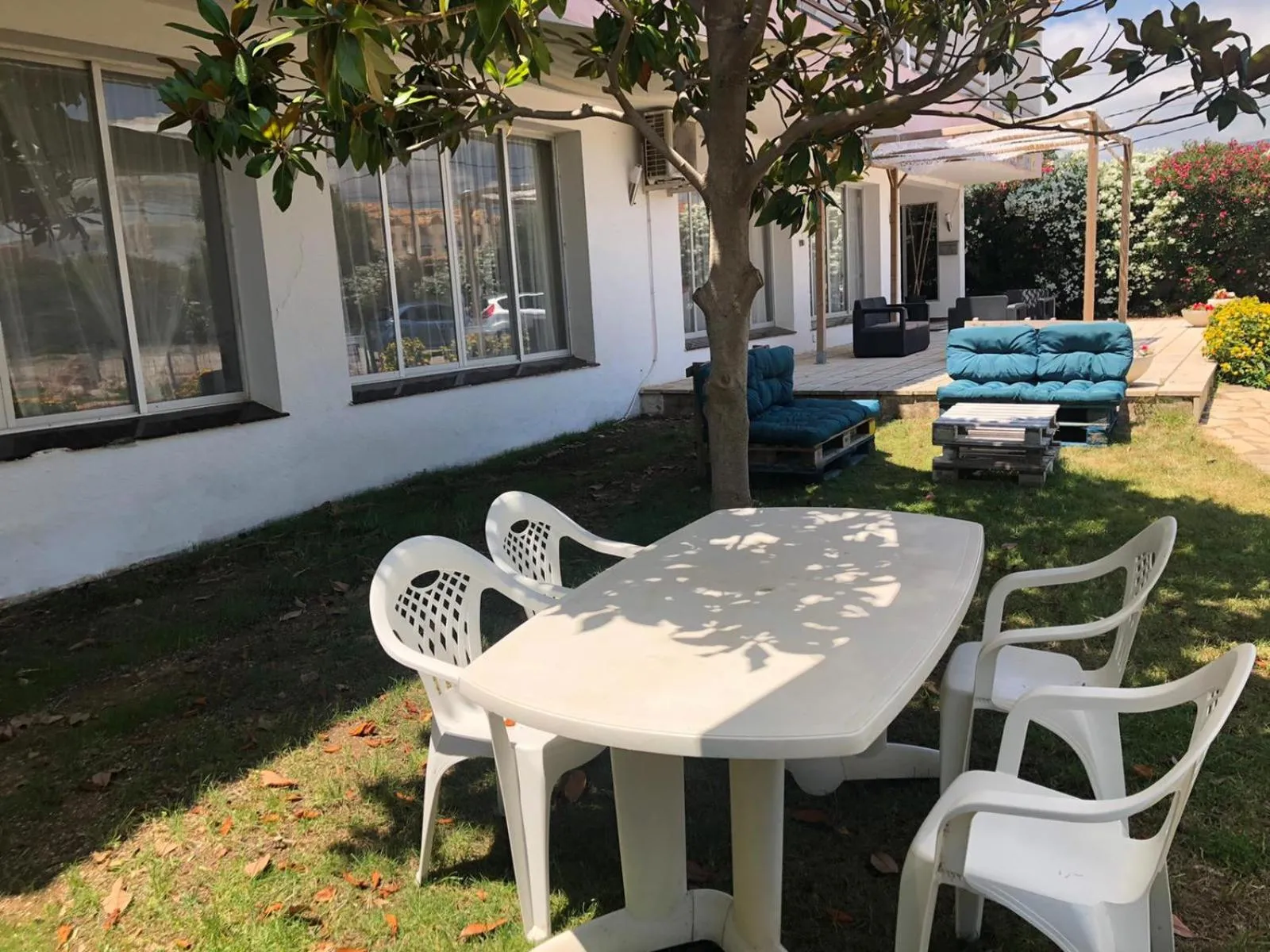 BBQ facilities in Hotel Plaza Miami - Sólo Adultos
