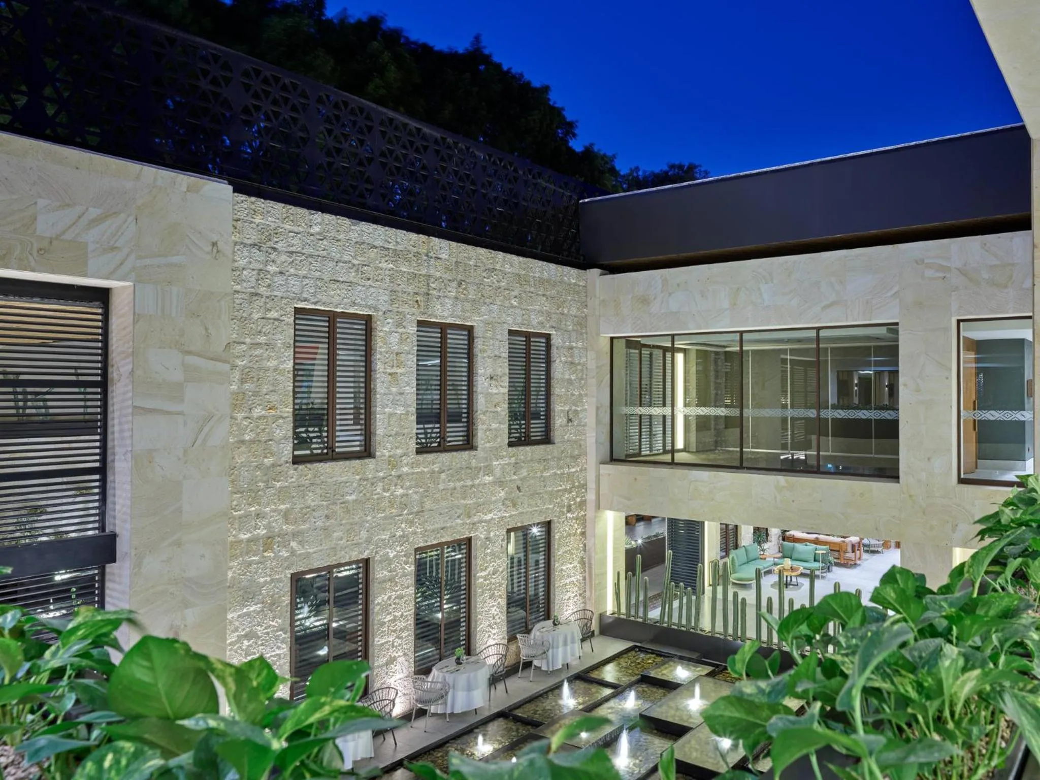 Restaurant/places to eat in Grand Fiesta Americana Oaxaca