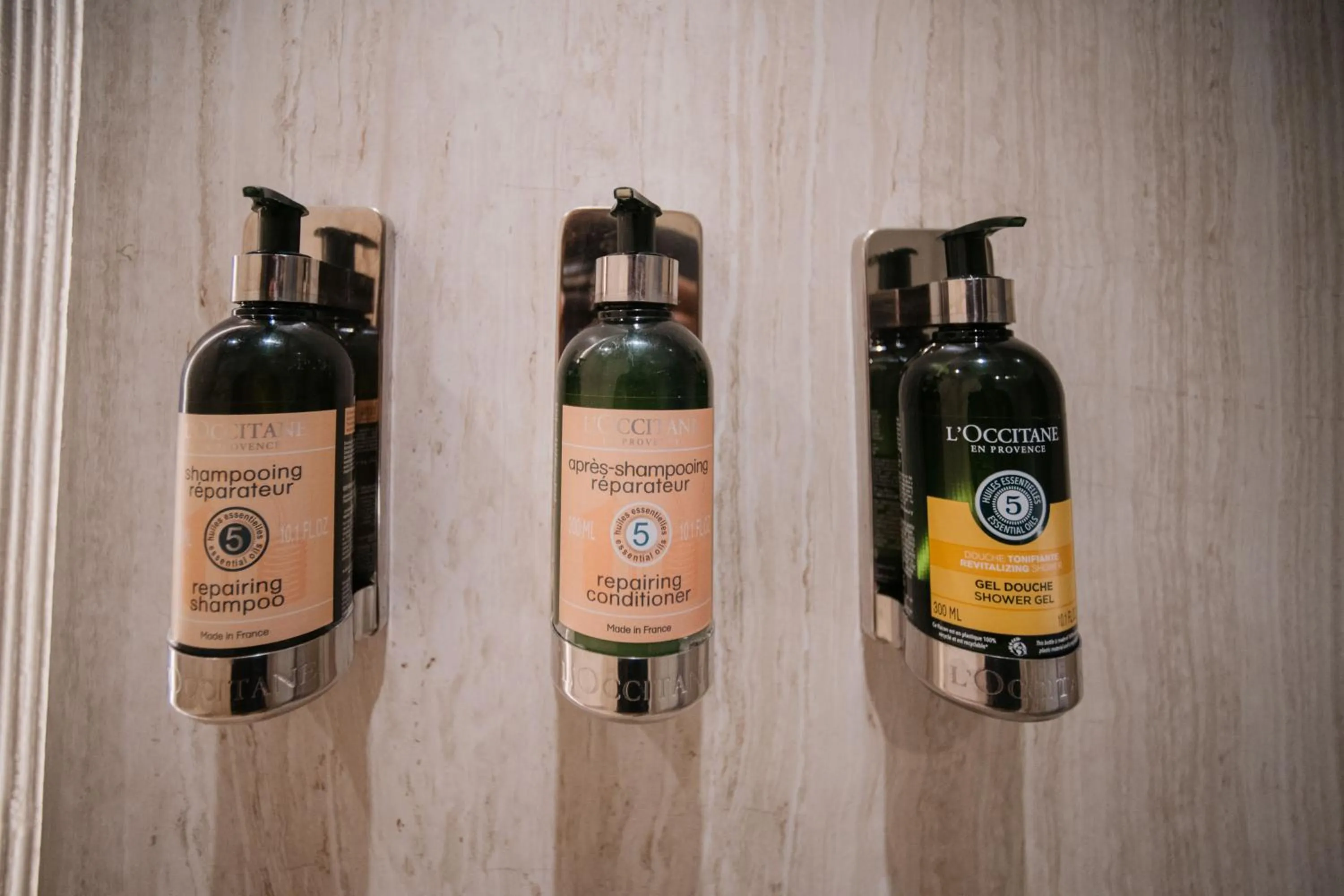 Shower in Grand Fiesta Americana Oaxaca