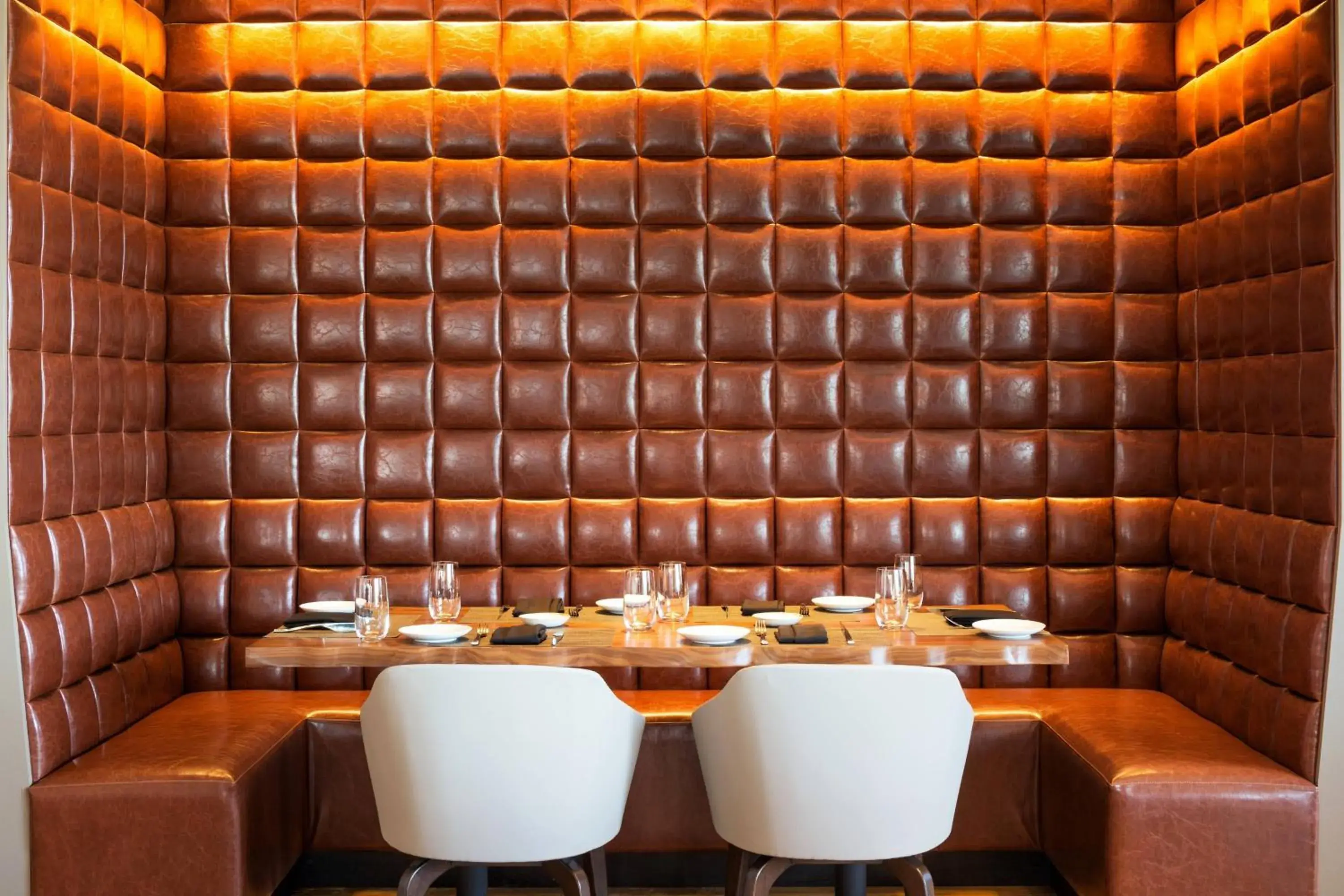 Restaurant/places to eat in Sheraton Bloomington Restaurant/places to eat in Sheraton Bloomington