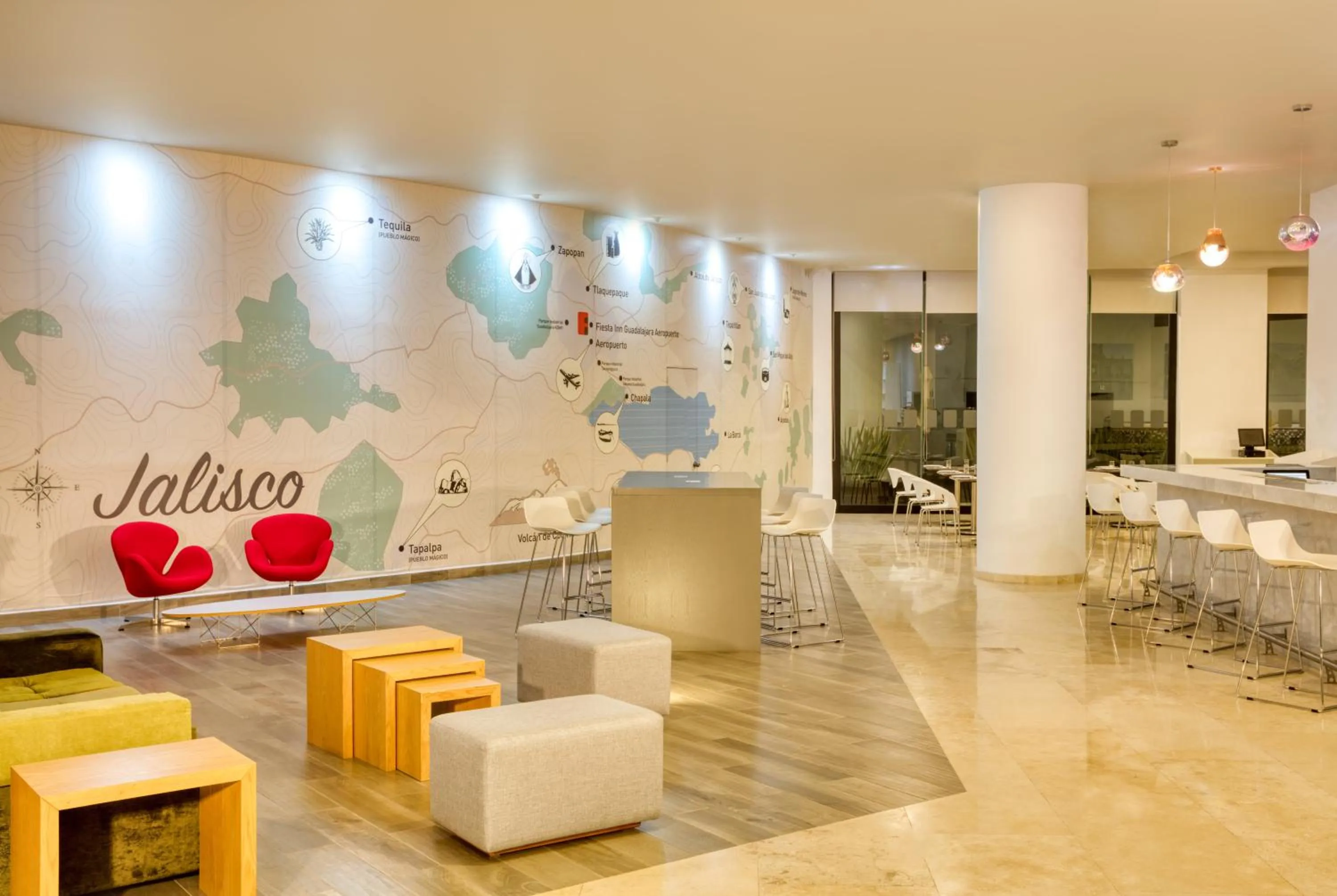 Lobby or reception in Fiesta Inn Guadalajara Aeropuerto