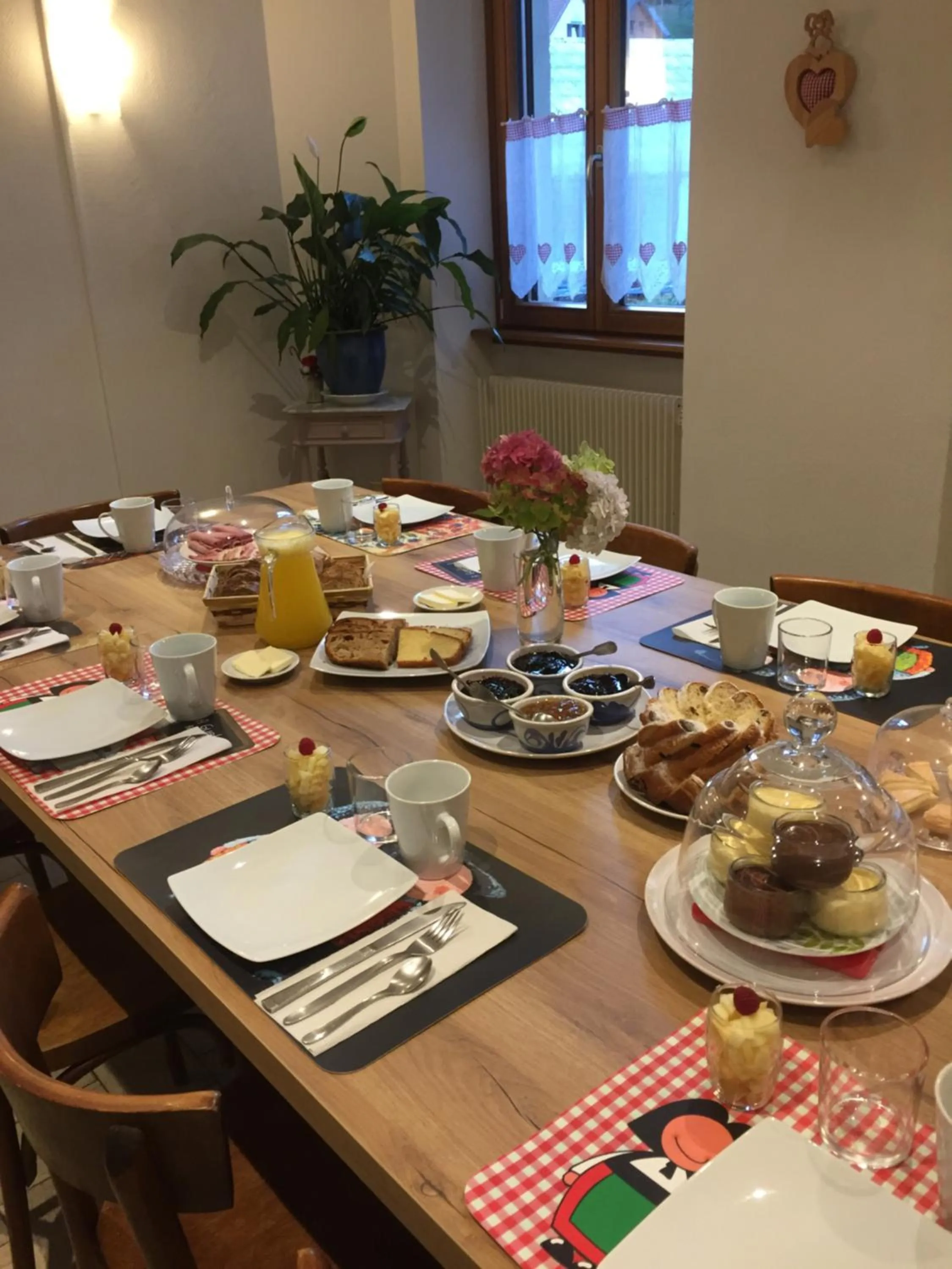Breakfast in Chambres d'hôtes A la Fecht Nature et Bien-être