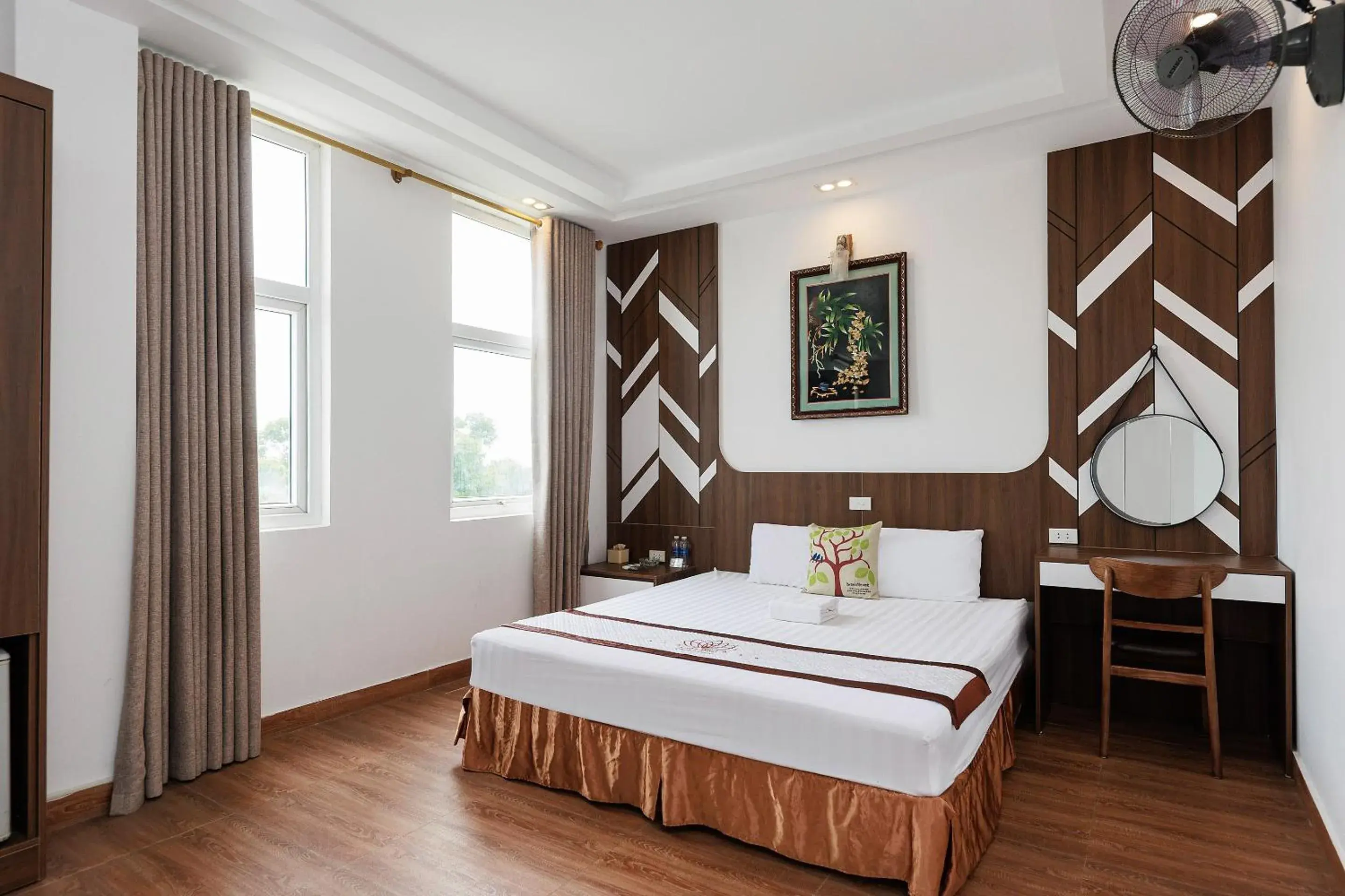 Bedroom, Bed in OYO 472 Lenka Hotel Bedroom, Bed in OYO 472 Lenka Hotel