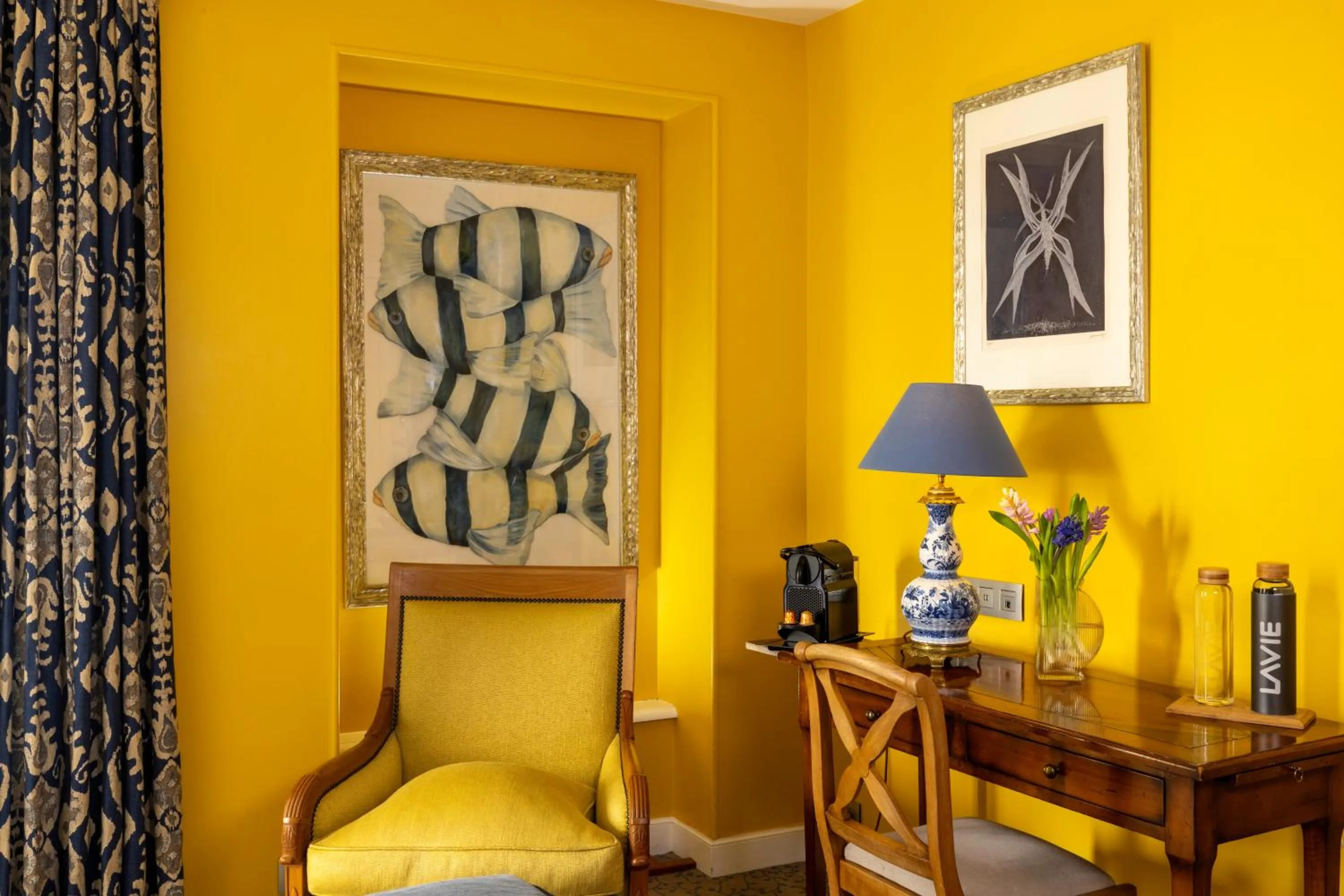 Decorative detail in Hôtel Le Relais des Halles