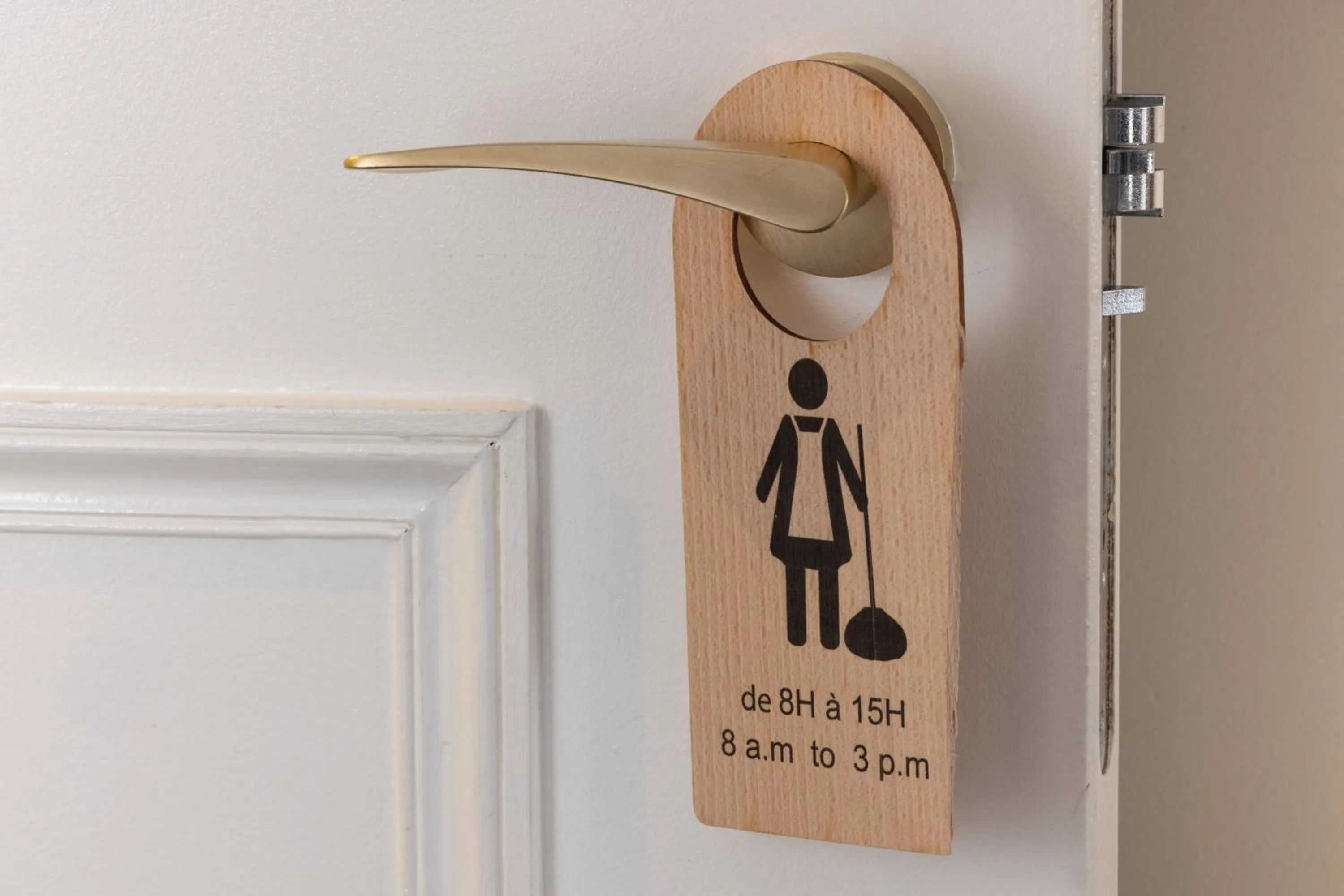 room service in Hôtel Le Relais des Halles