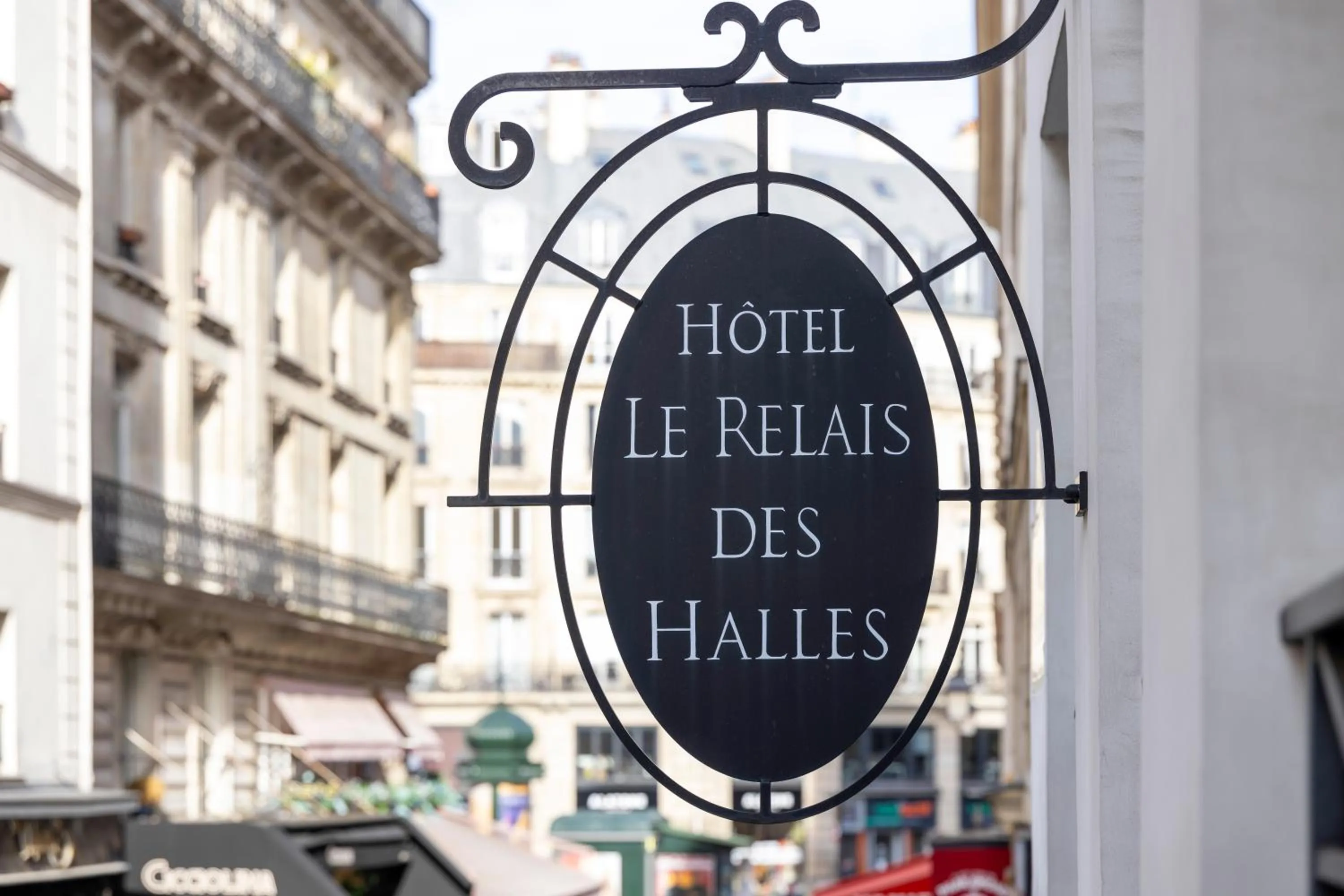 Property logo or sign in Hôtel Le Relais des Halles