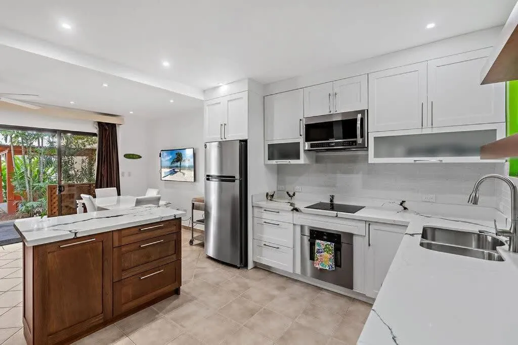 Colorful & Private 2-Bedroom Condo Just a Short Walk from the Beach