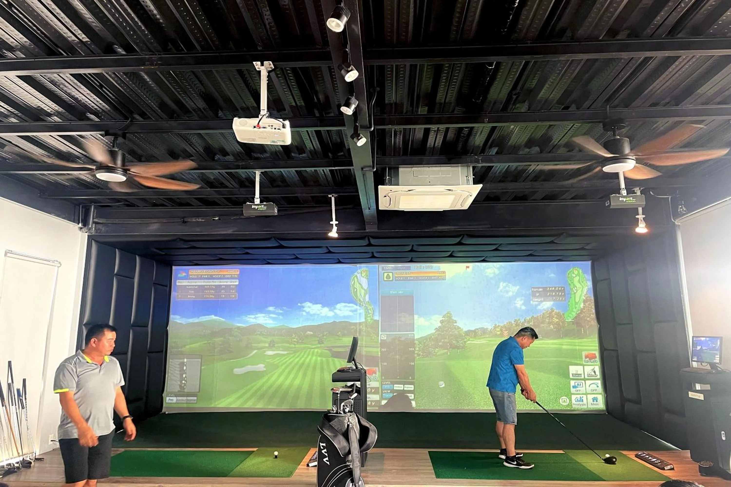 Minigolf in Suri Apartment & Hotel Danang