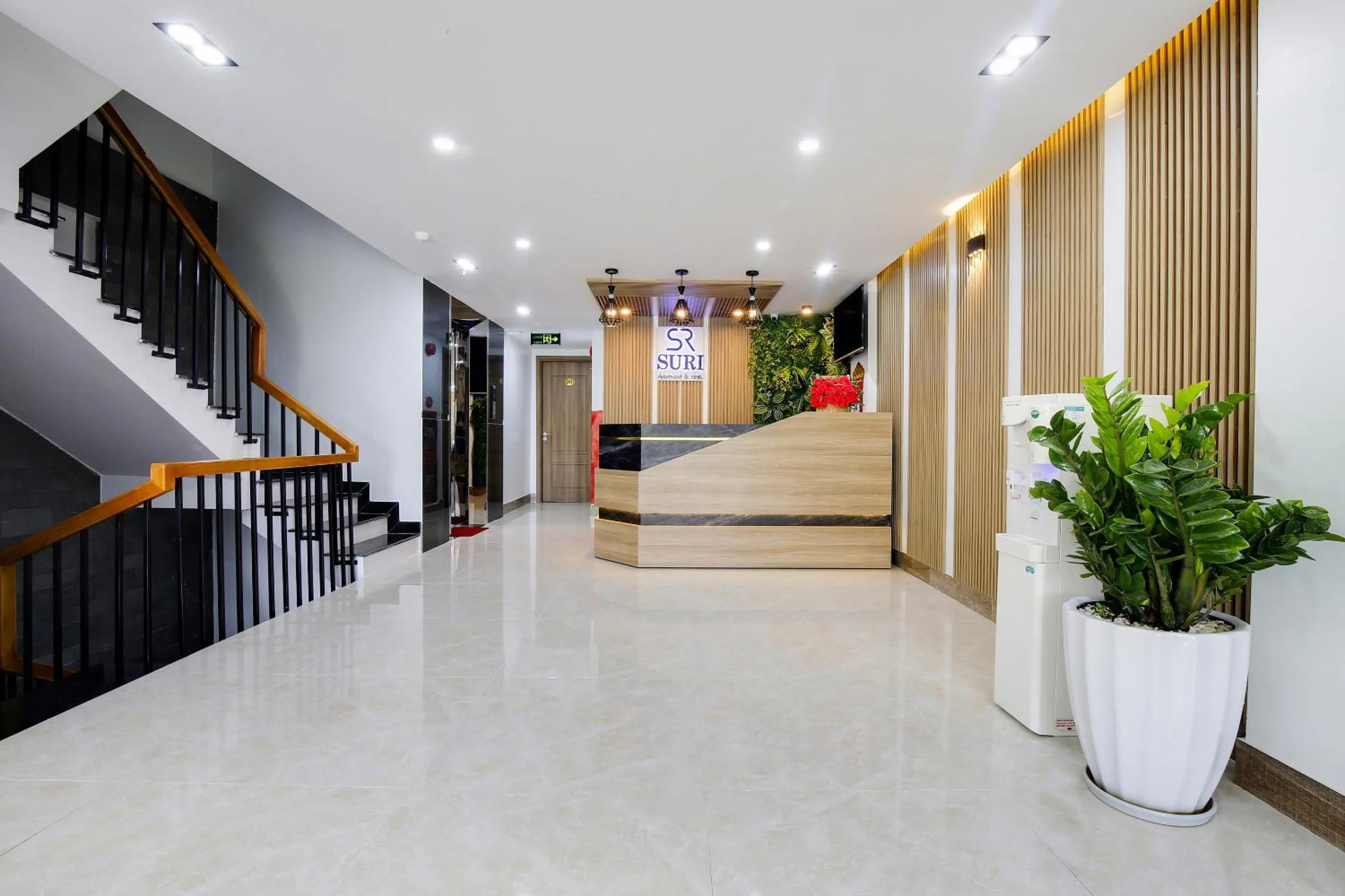 Lobby or reception in Suri Apartment & Hotel Danang
