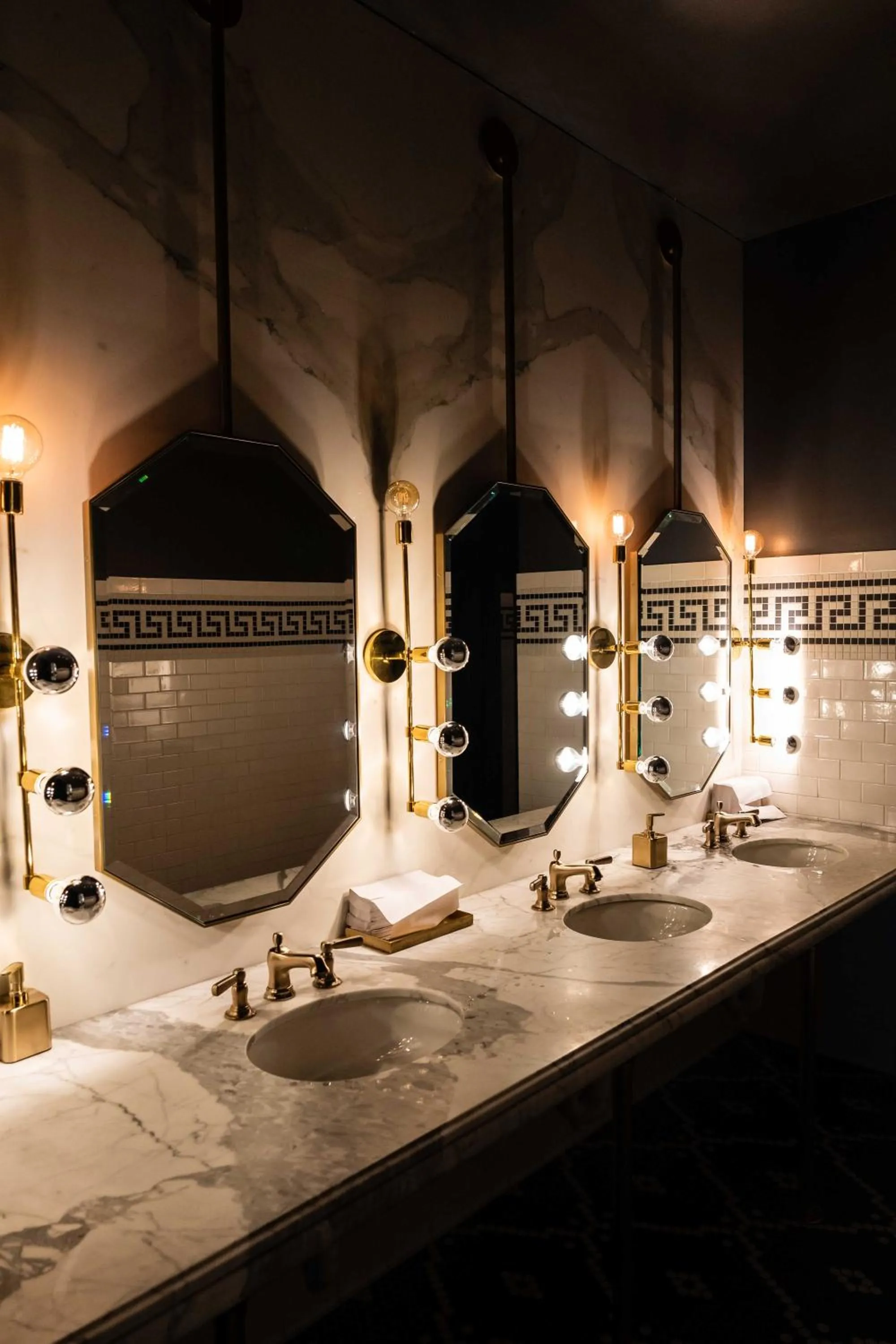 Bathroom in Hotel Bijou - Union Square