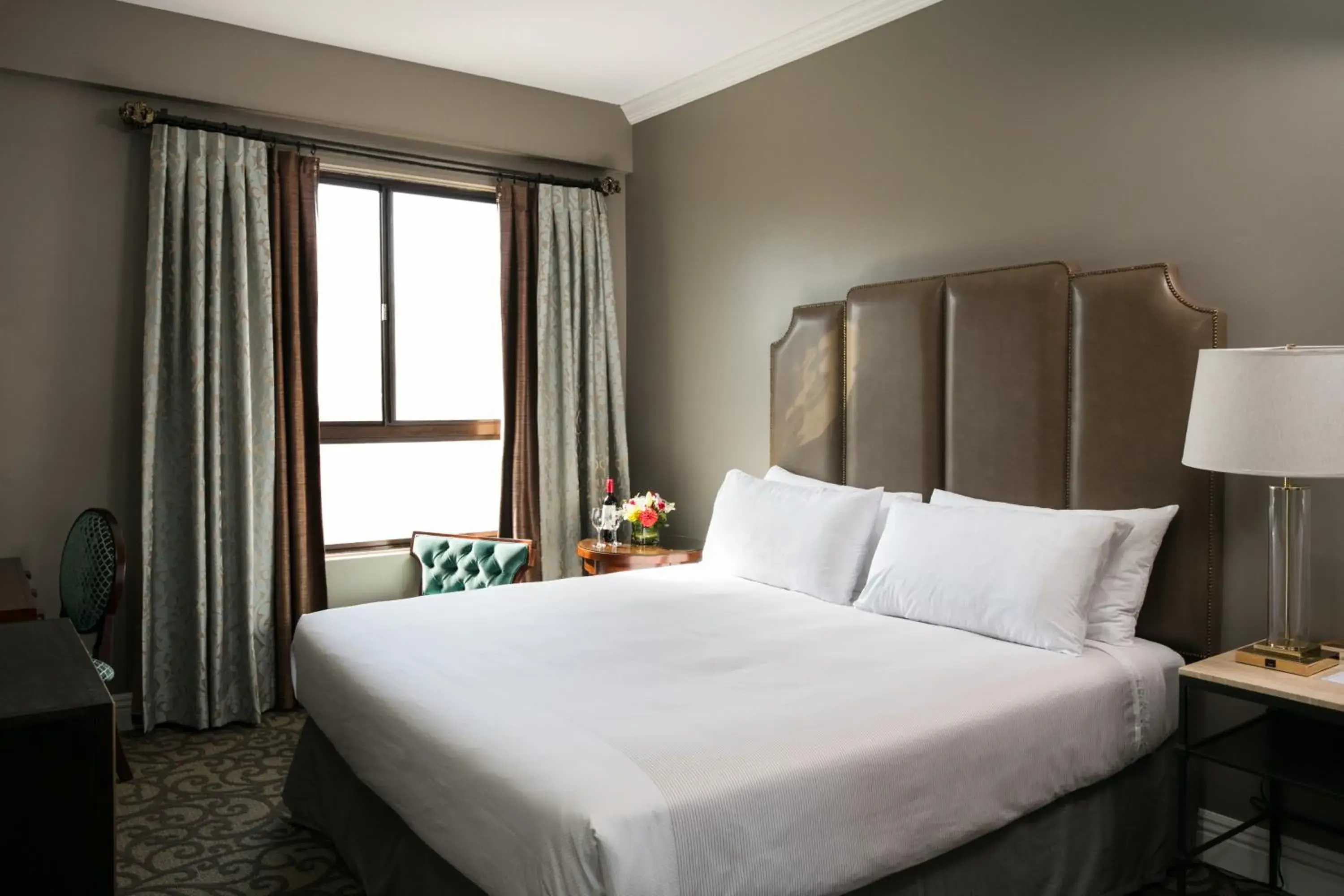 Bed in Hotel Bijou - Union Square Bed in Hotel Bijou - Union Square