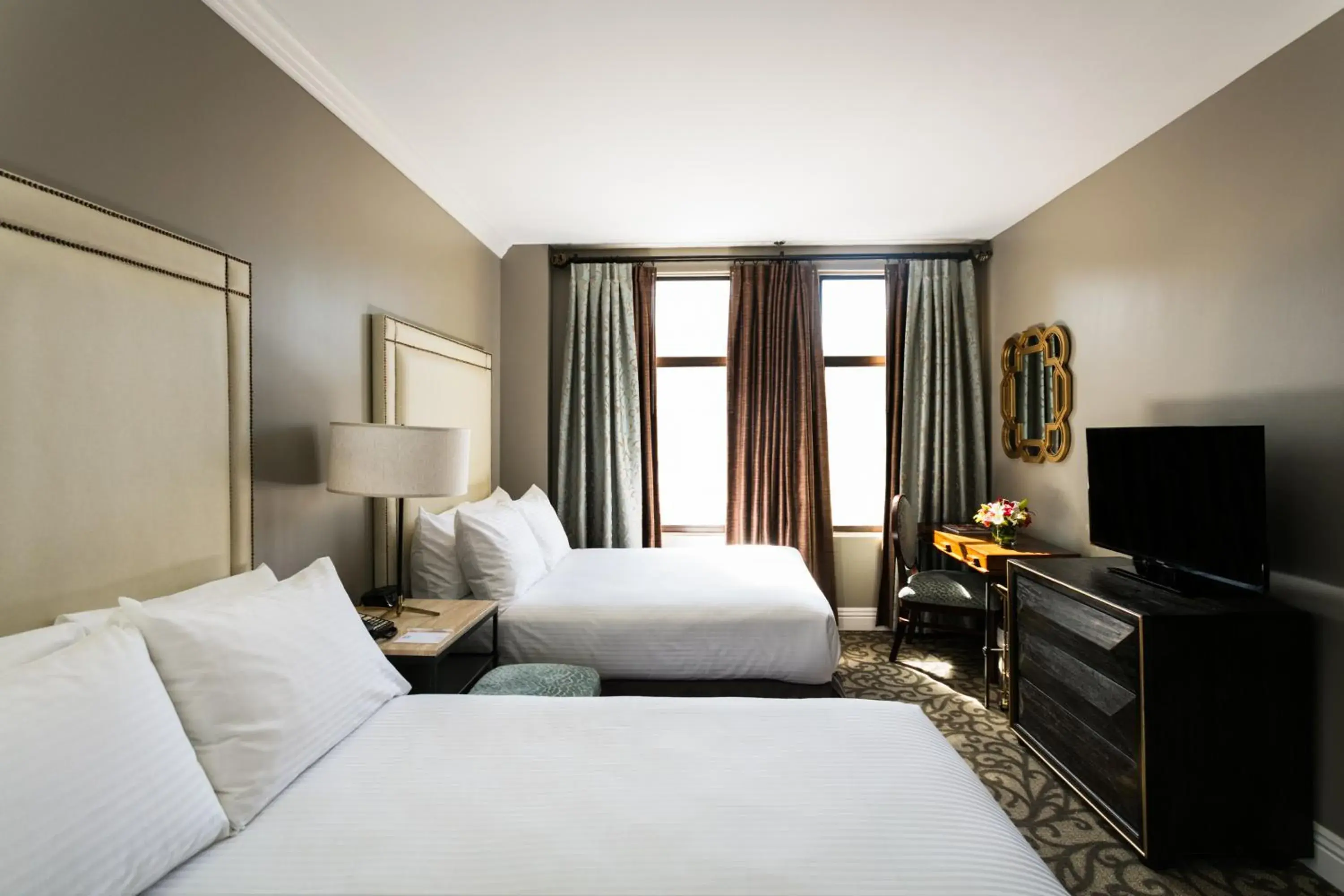 Bed in Hotel Bijou - Union Square Bed in Hotel Bijou - Union Square