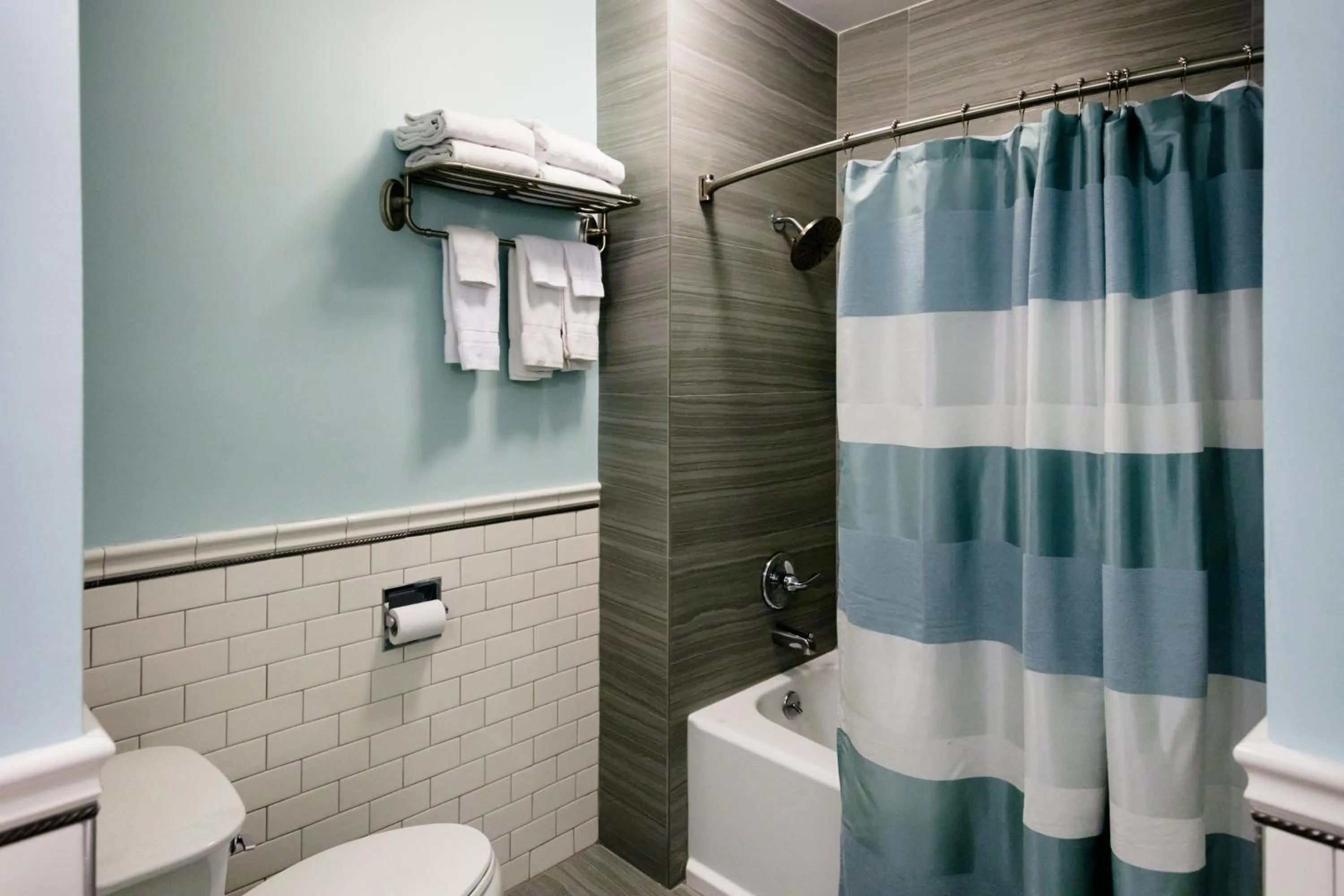 Bathroom in Hotel Bijou - Union Square