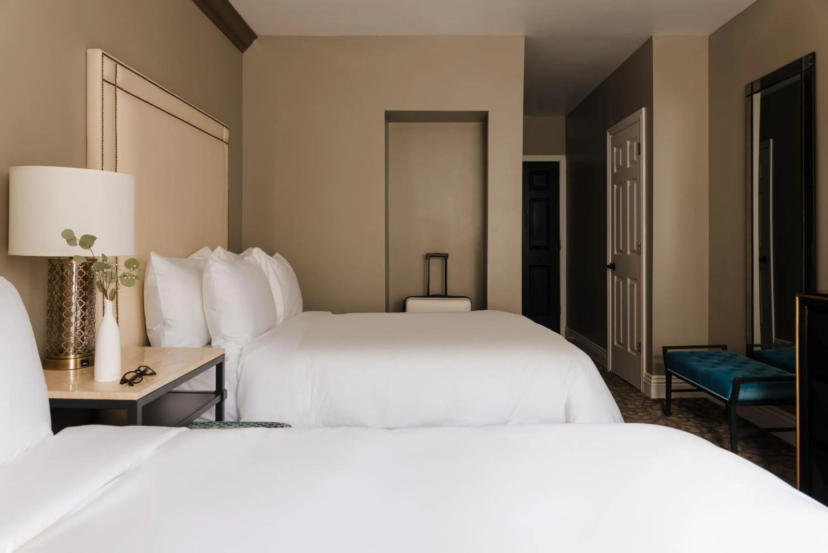 Bed in Hotel Bijou - Union Square