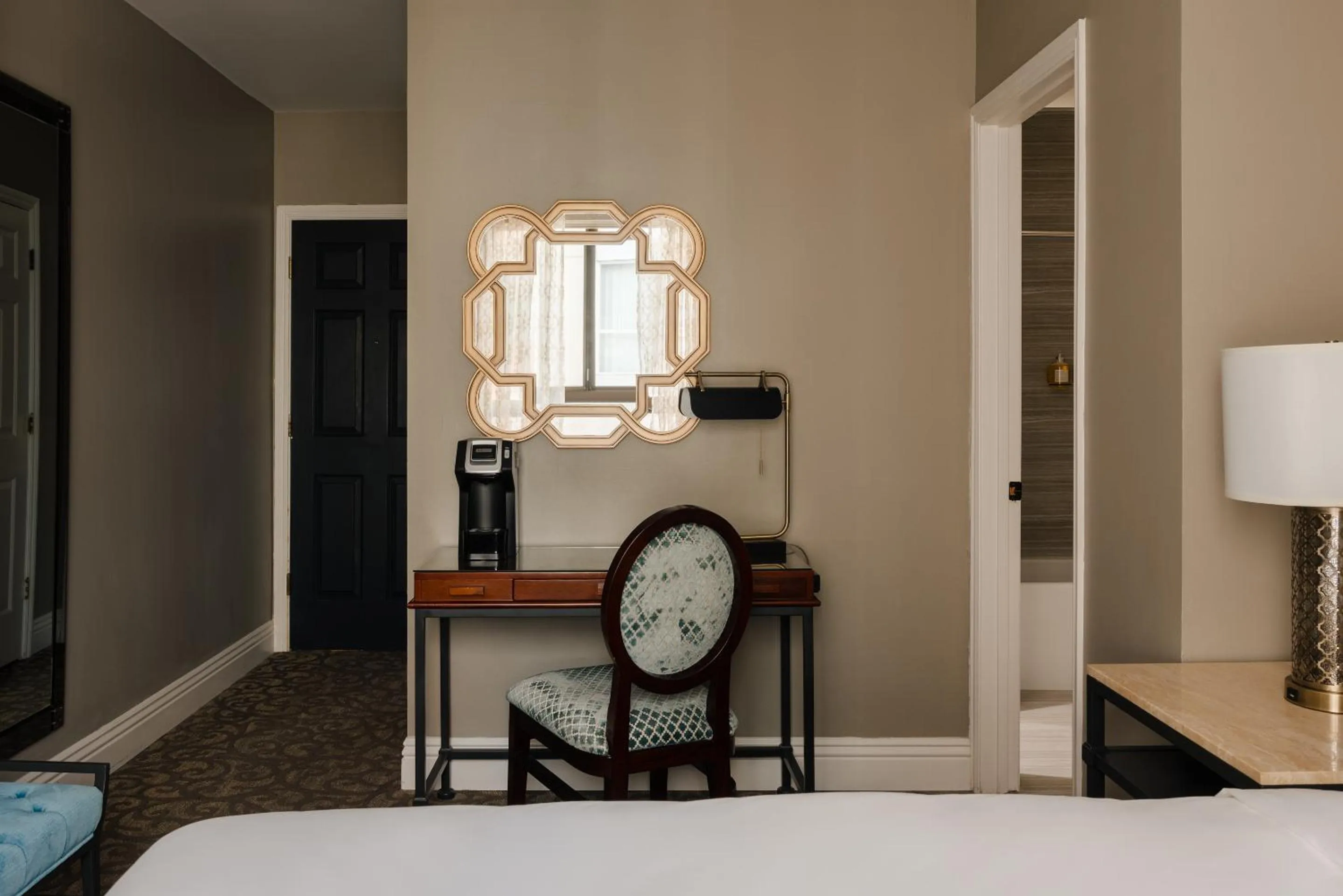 Seating area, Bed in Hotel Bijou - Union Square