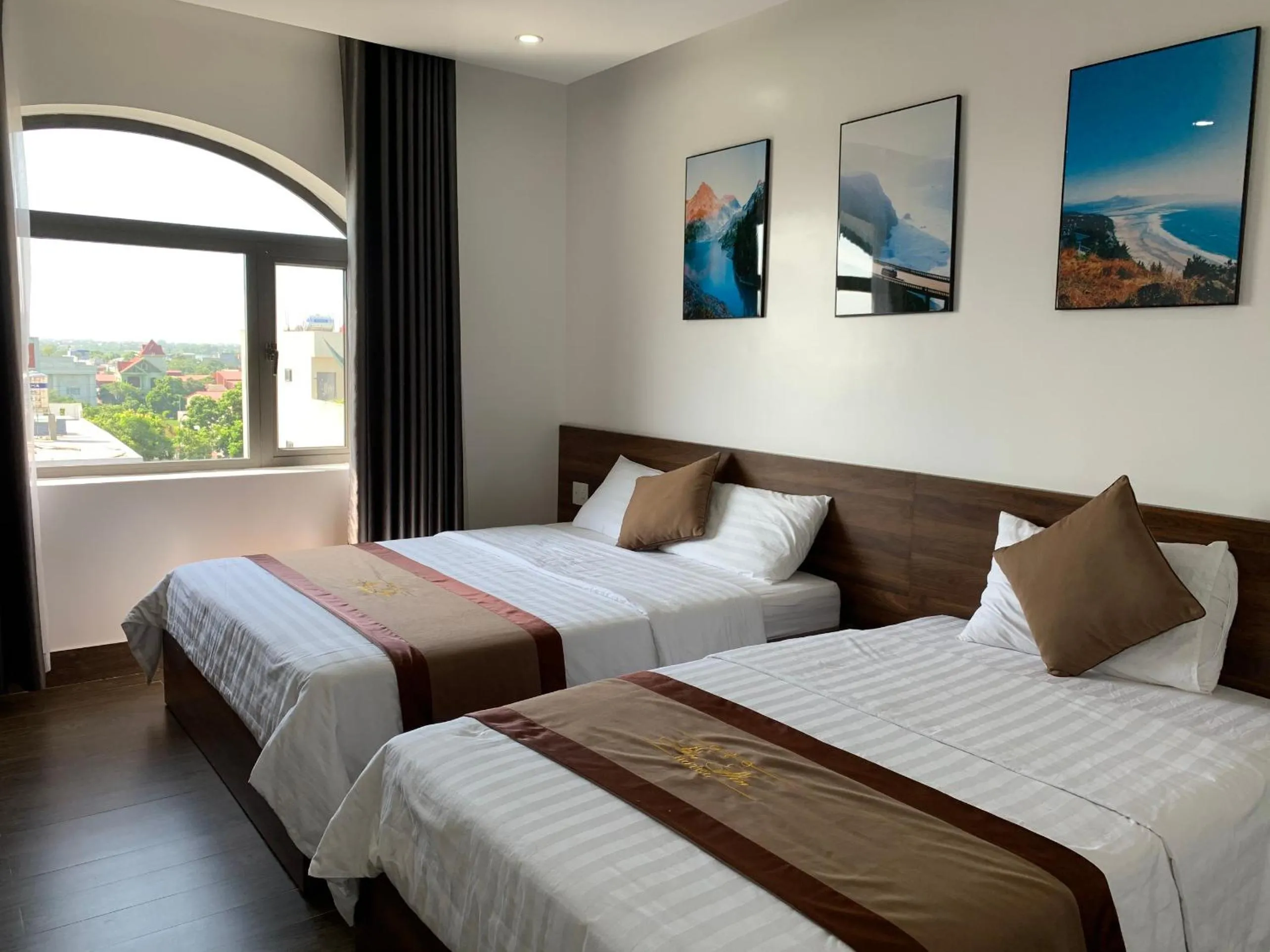 Bed in Win Win Hotel - Khách Sạn Hải Phòng