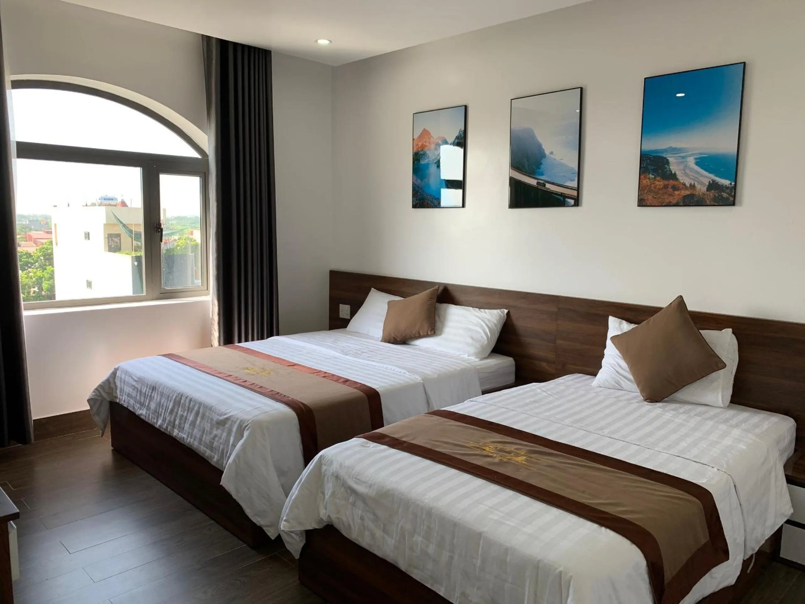 Bed in Win Win Hotel - Khách Sạn Hải Phòng