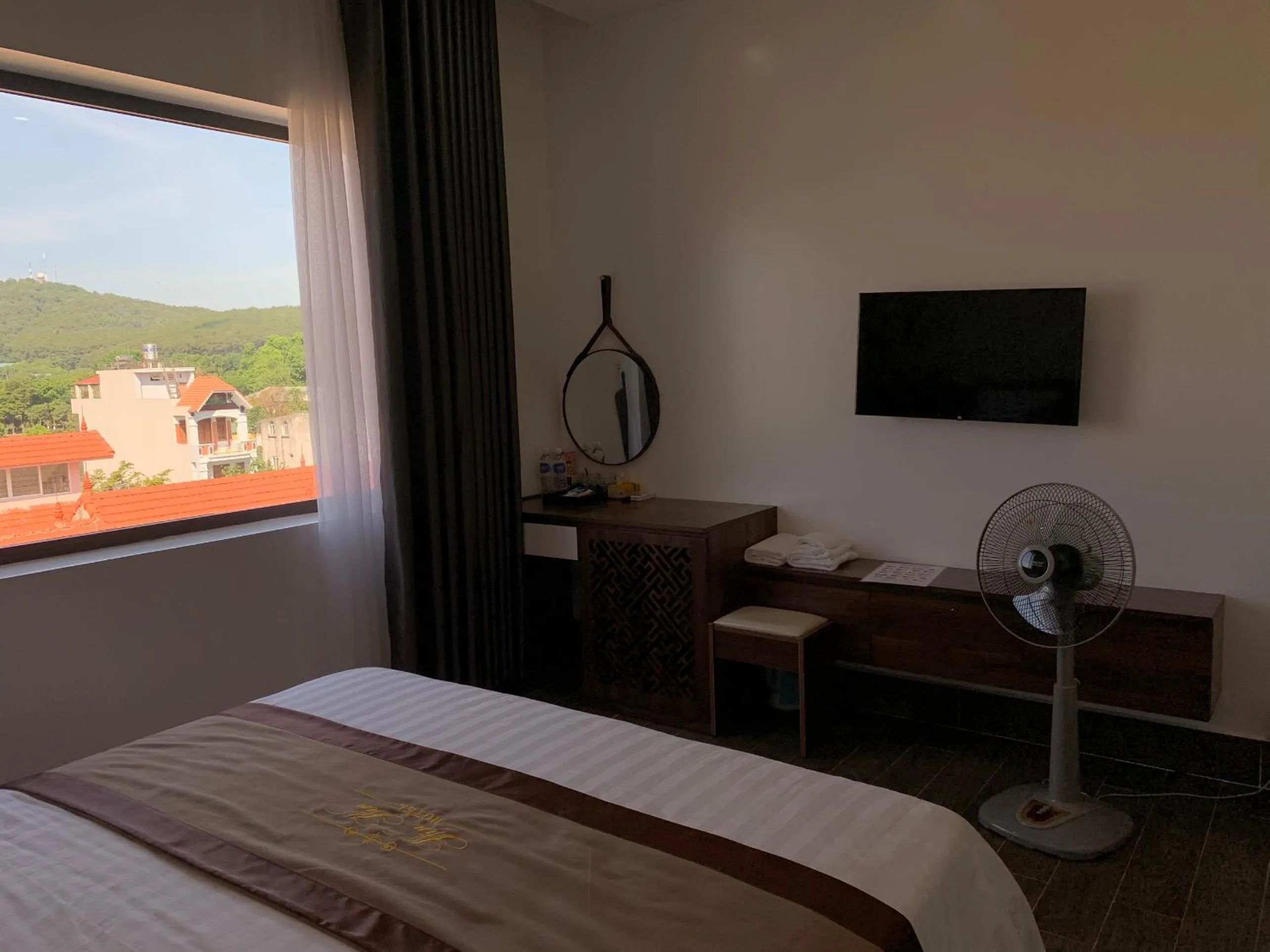 Bed in Win Win Hotel - Khách Sạn Hải Phòng