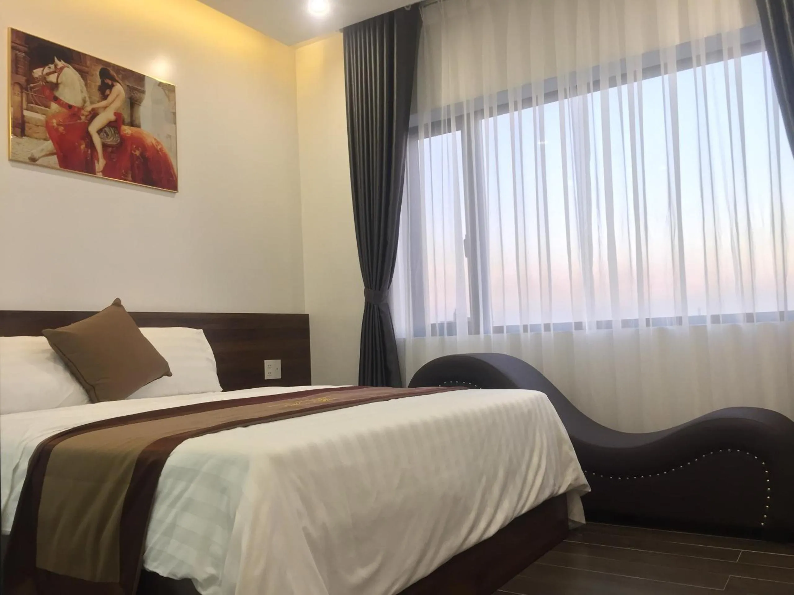 Bed in Win Win Hotel - Khách Sạn Hải Phòng