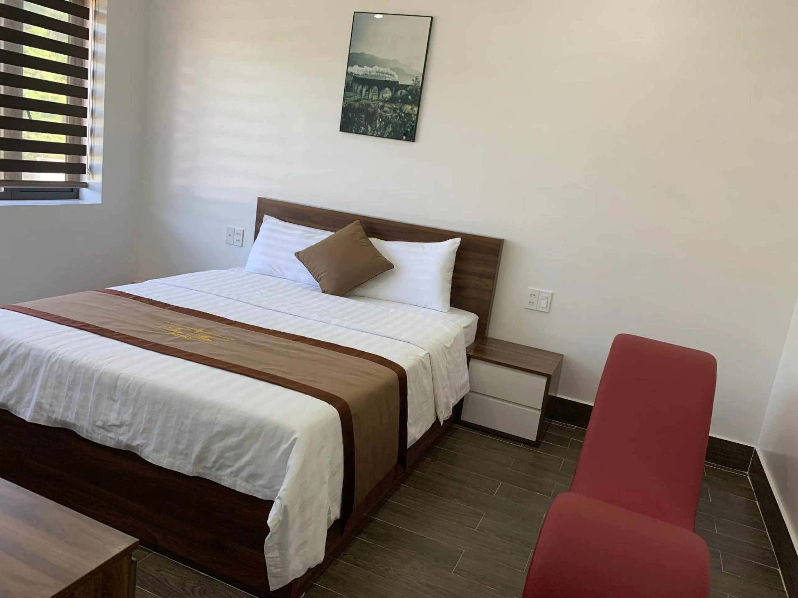 Bed in Win Win Hotel - Khách Sạn Hải Phòng