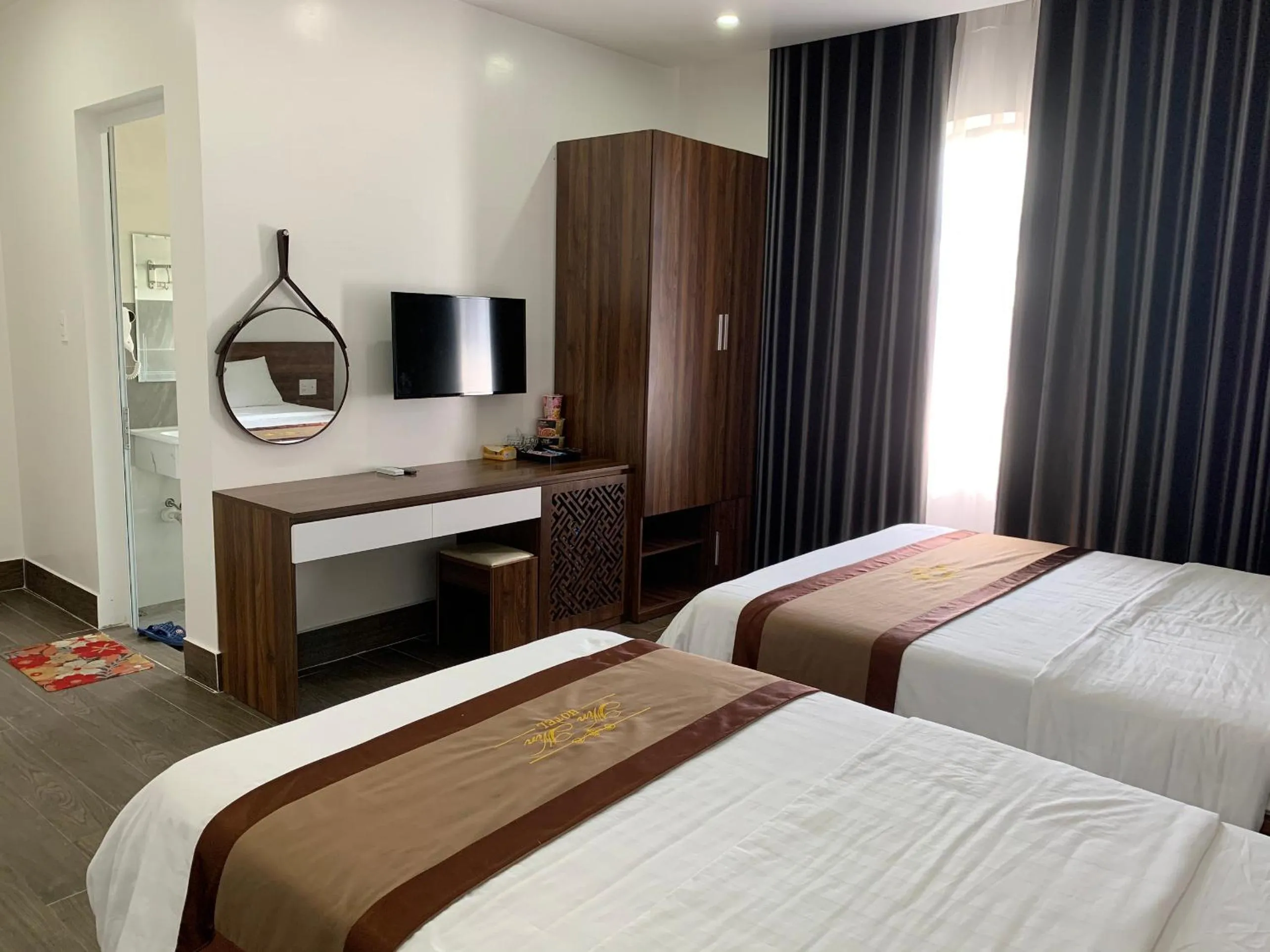 Bed in Win Win Hotel - Khách Sạn Hải Phòng